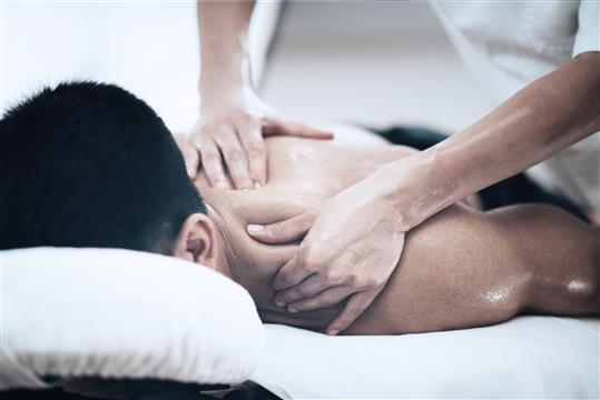 Certified Female Massage Therapist's photo #20266_1635447517
