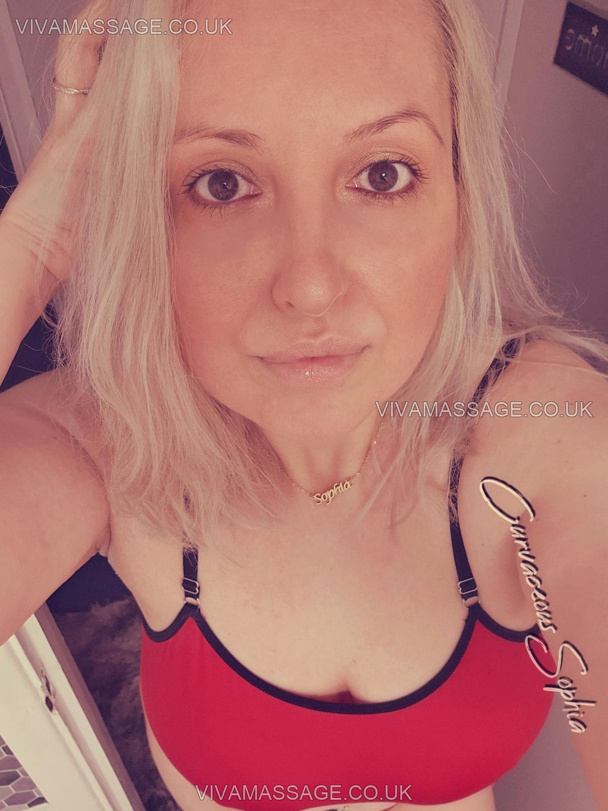 Photo 3 of CurvaceousSophia