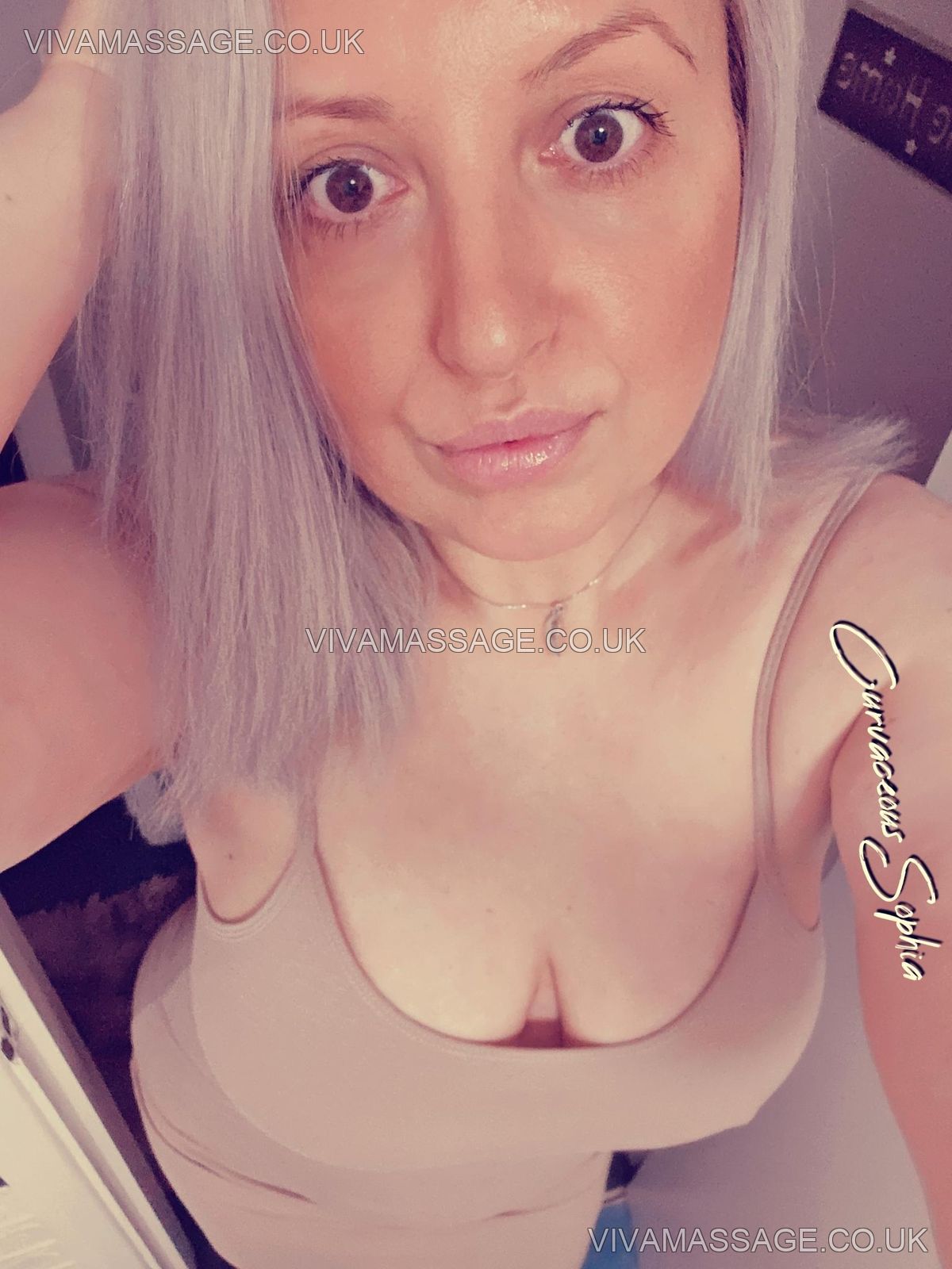 Photo 7 of CurvaceousSophia