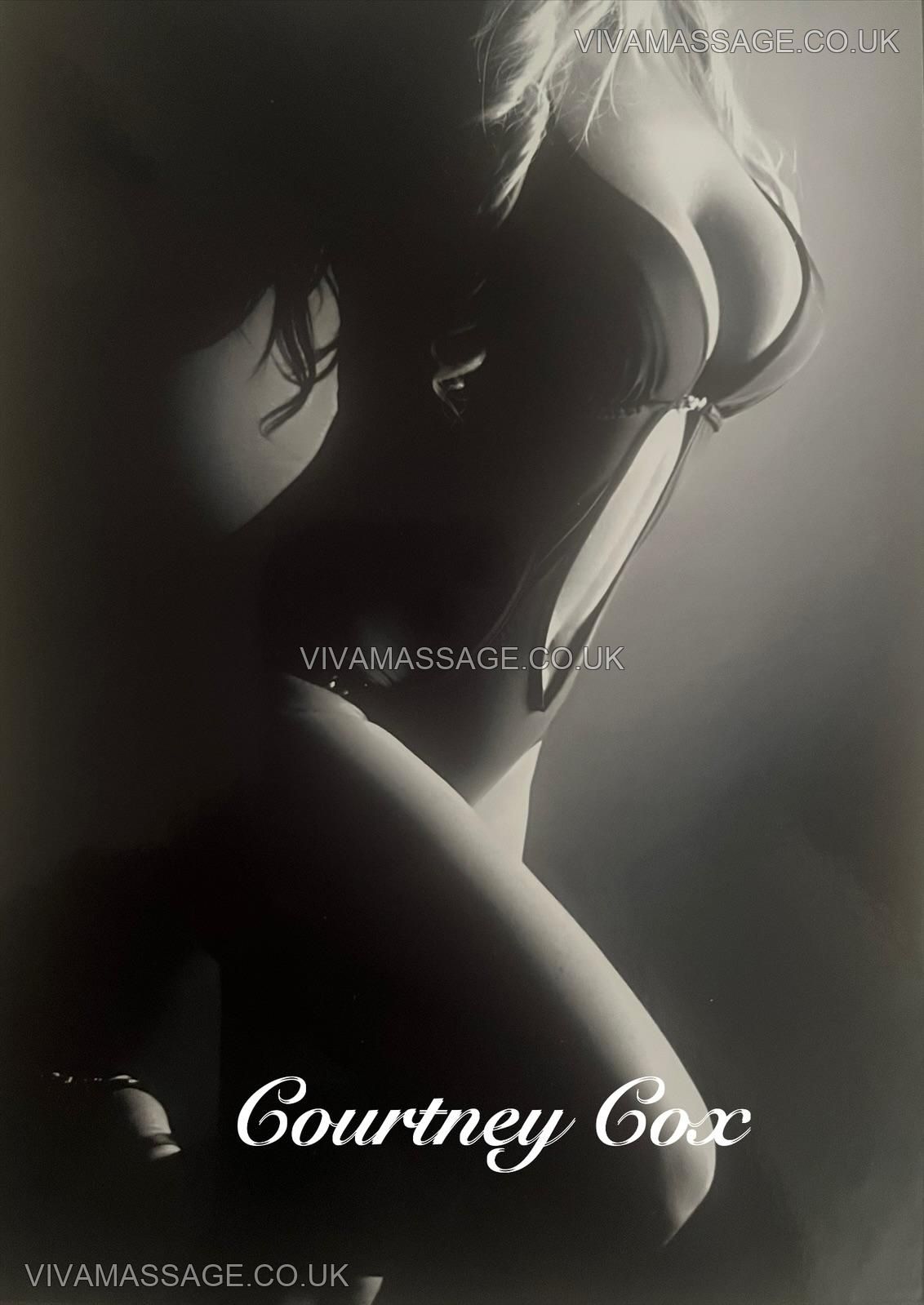 Photo 5 of Courtney Cox