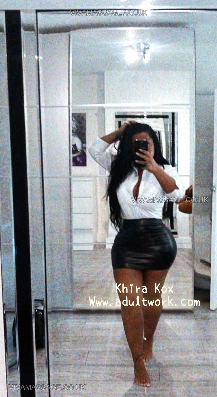 Photo 6 of Khira Kox