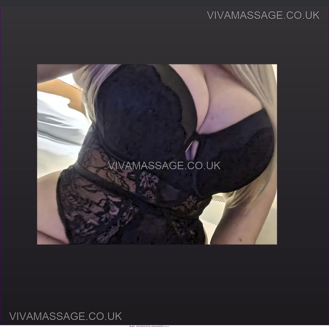 Photo 2 of English_Busty_K