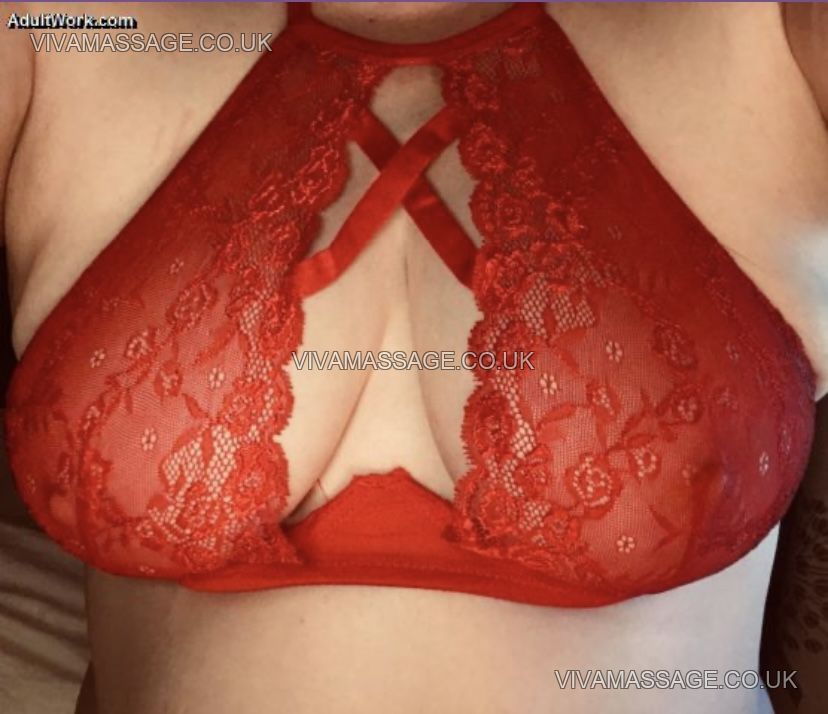 Photo 1 of Hot Milf Clare BBW