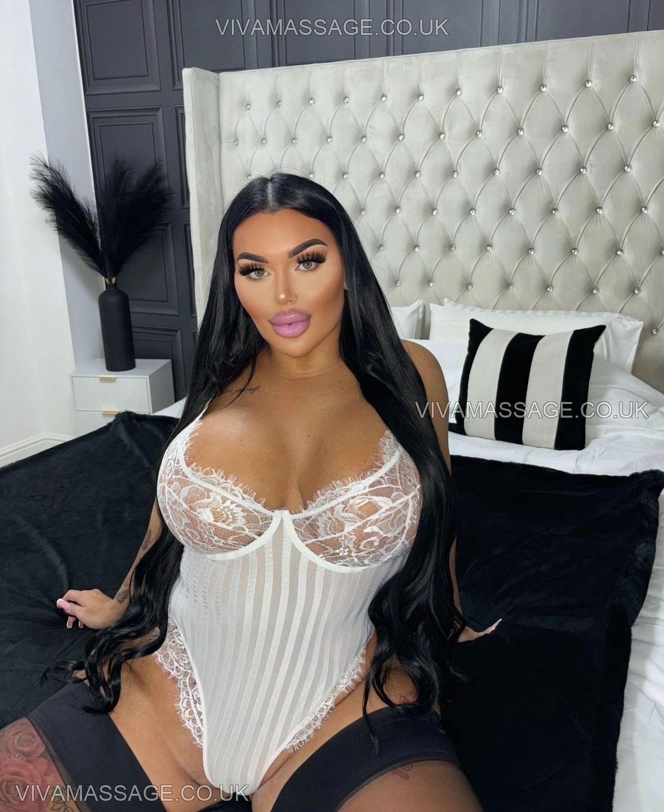 Photo 1 of BIGBOOTYELLIEXXX