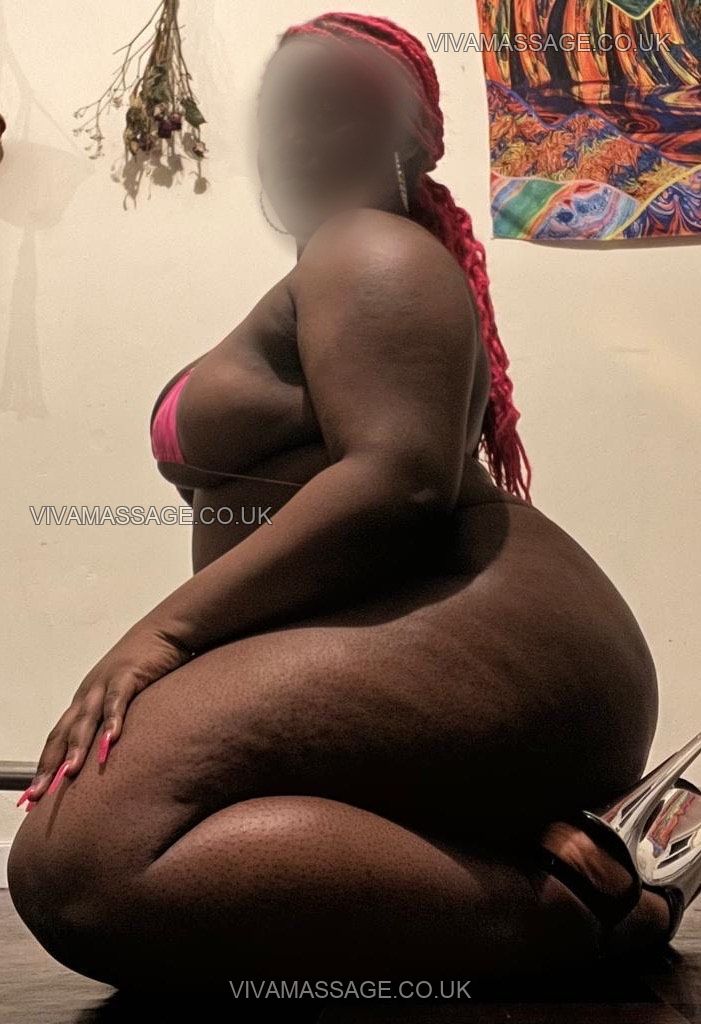 Photo 3 of Ebony Adeola bbw
