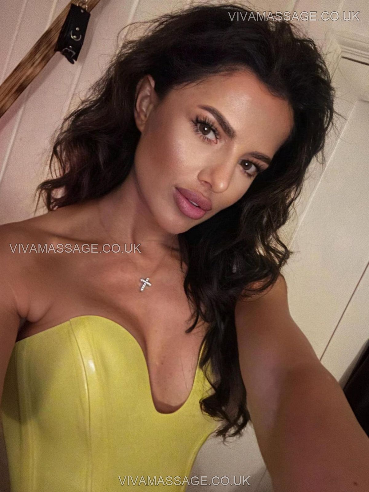 Photo 2 of Antonia aa