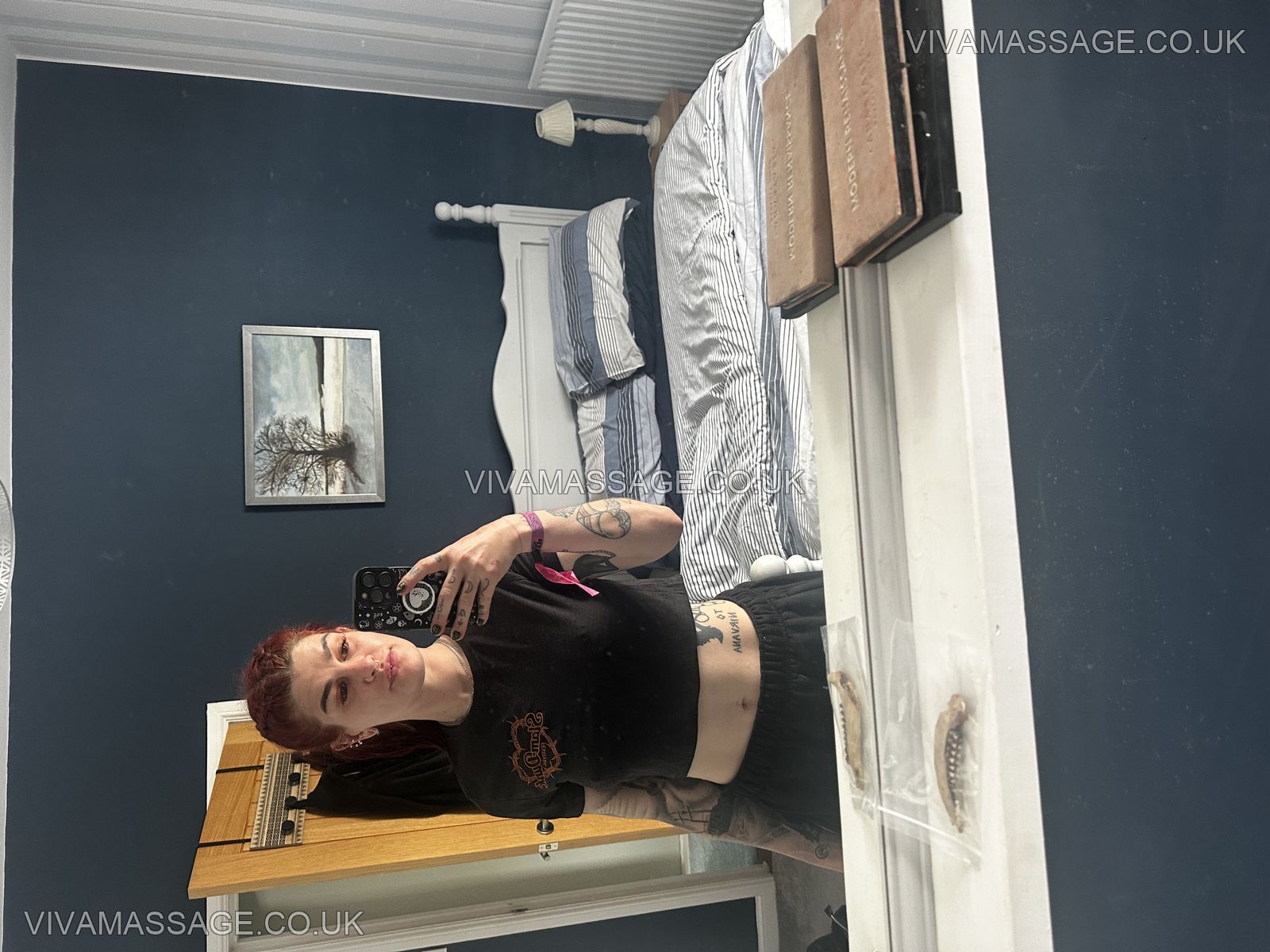Photo 4 of lunatheslut