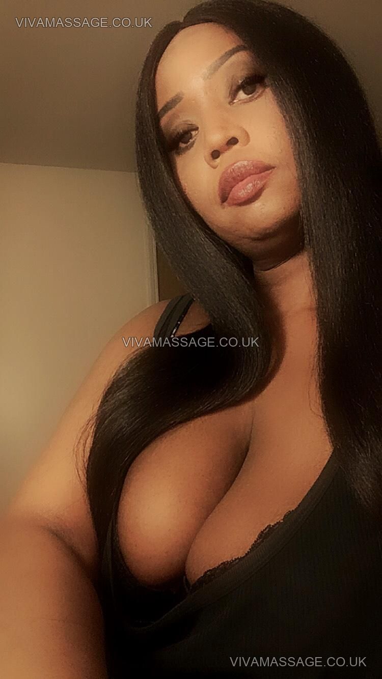 Photo 4 of Black British BBW