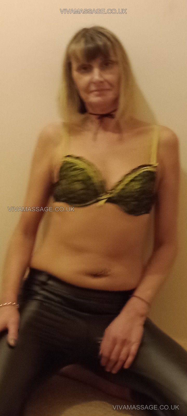 Photo 7 of Kira223