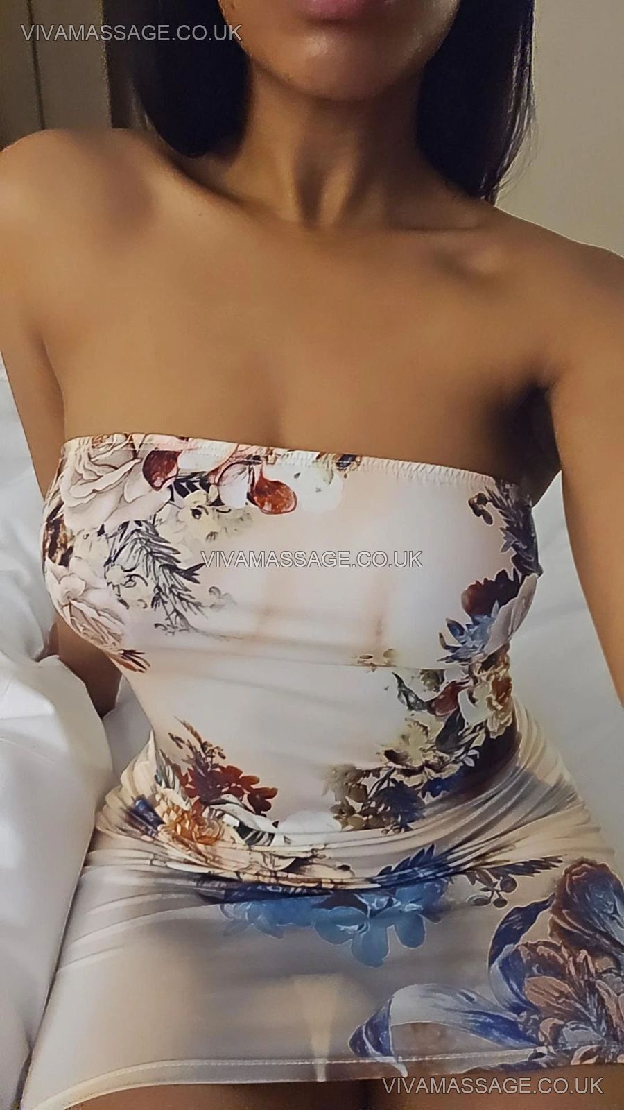 Photo 2 of NaomiLondon