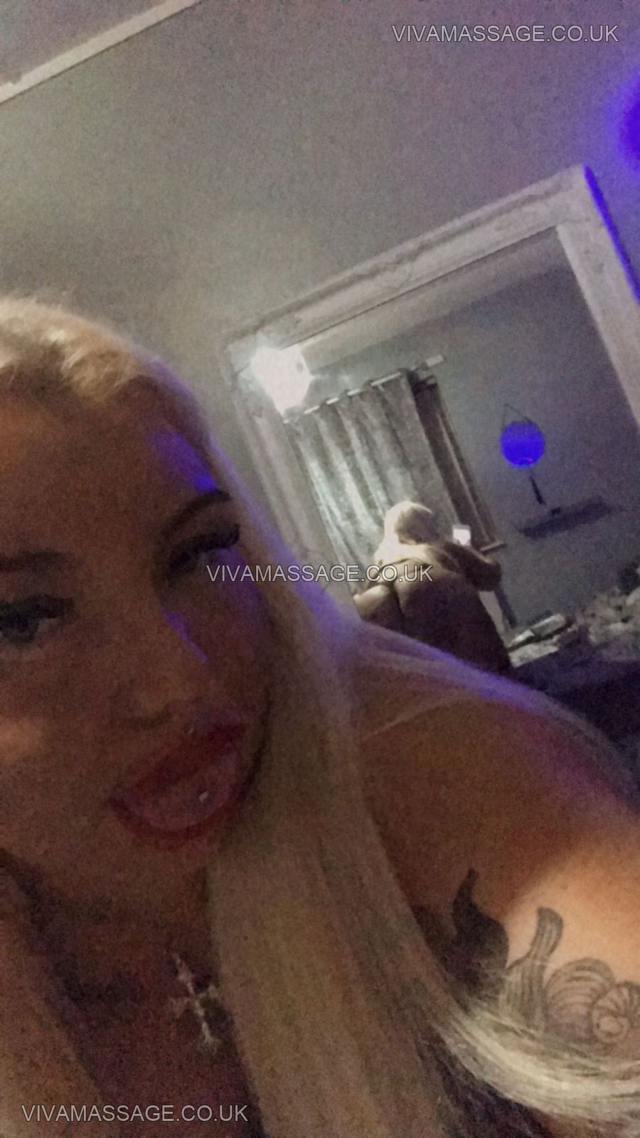 Photo 9 of Holly1471
