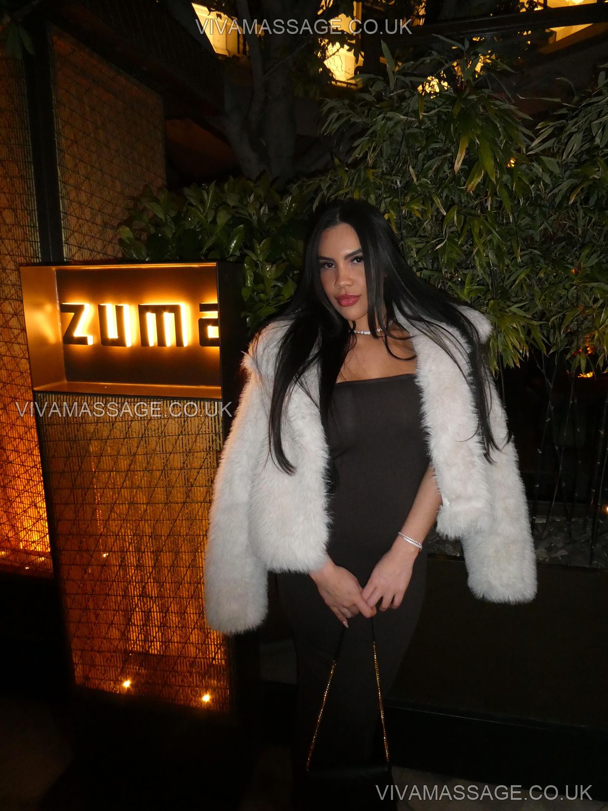 Photo 7 of KateMissBumBum