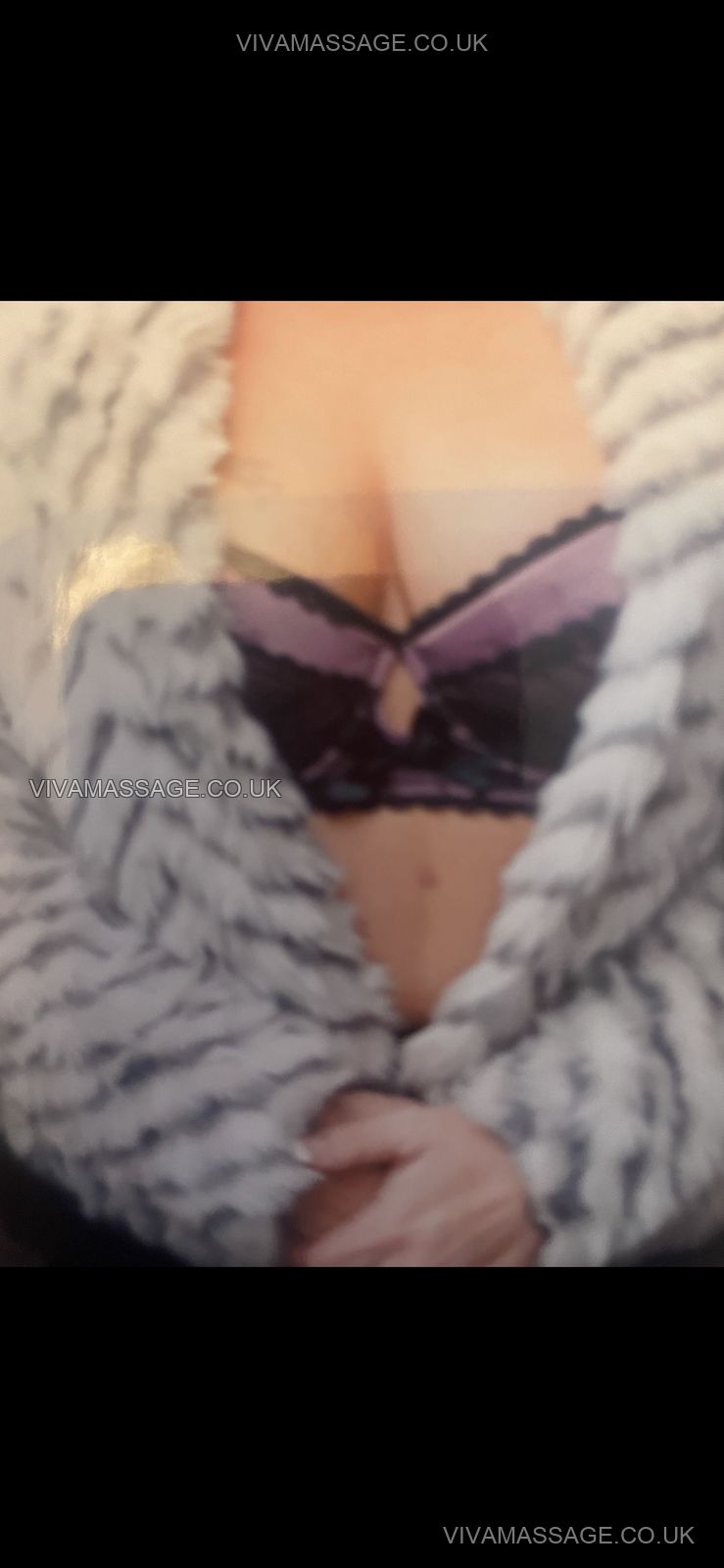 Photo 6 of MrsRobinsonofLeeds