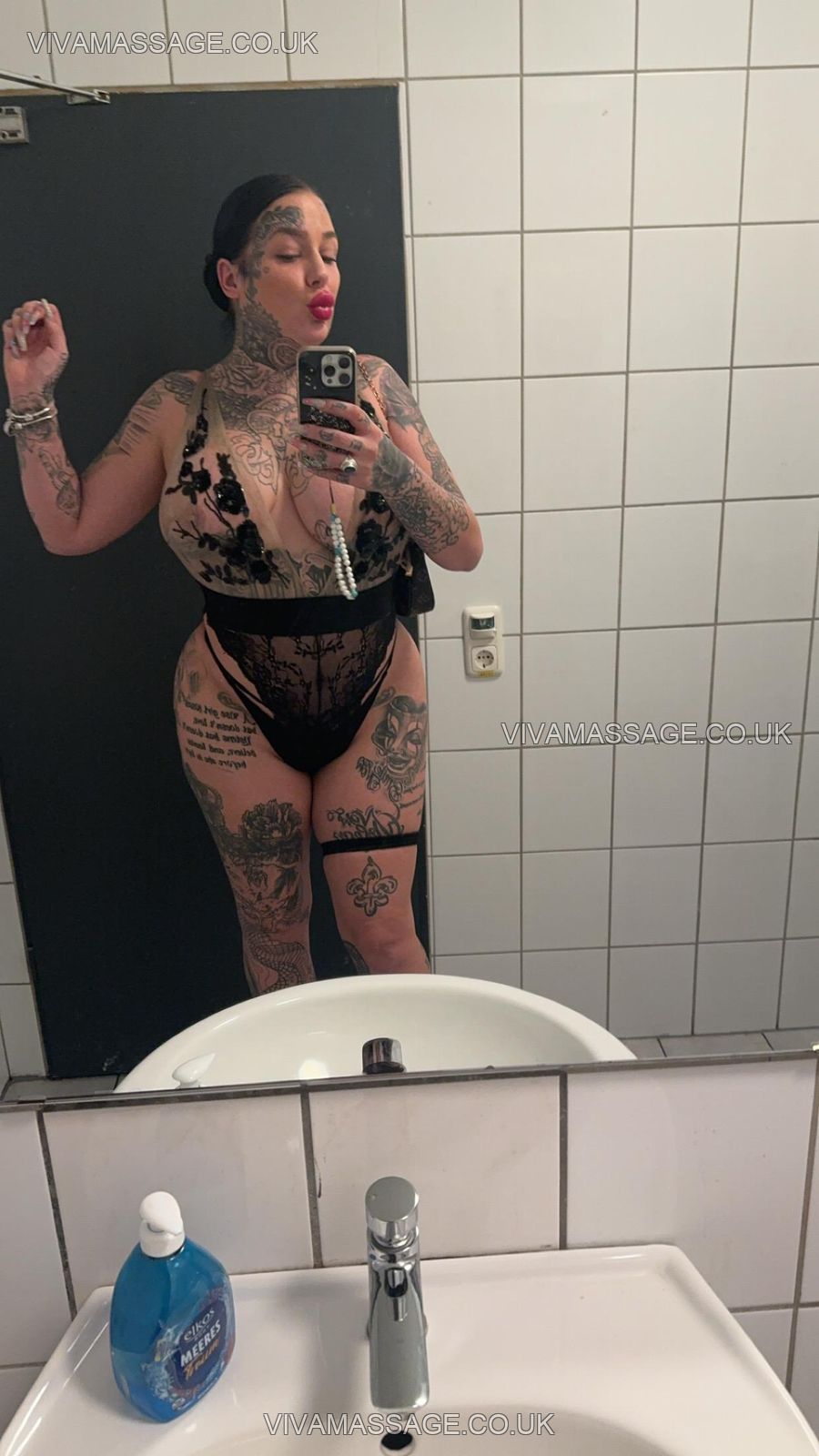 Photo 5 of zarah_foxxx