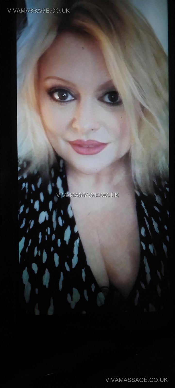 Photo 9 of Mona michaela
