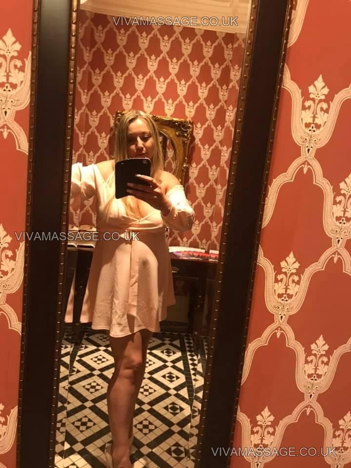 Photo 1 of sophie212121