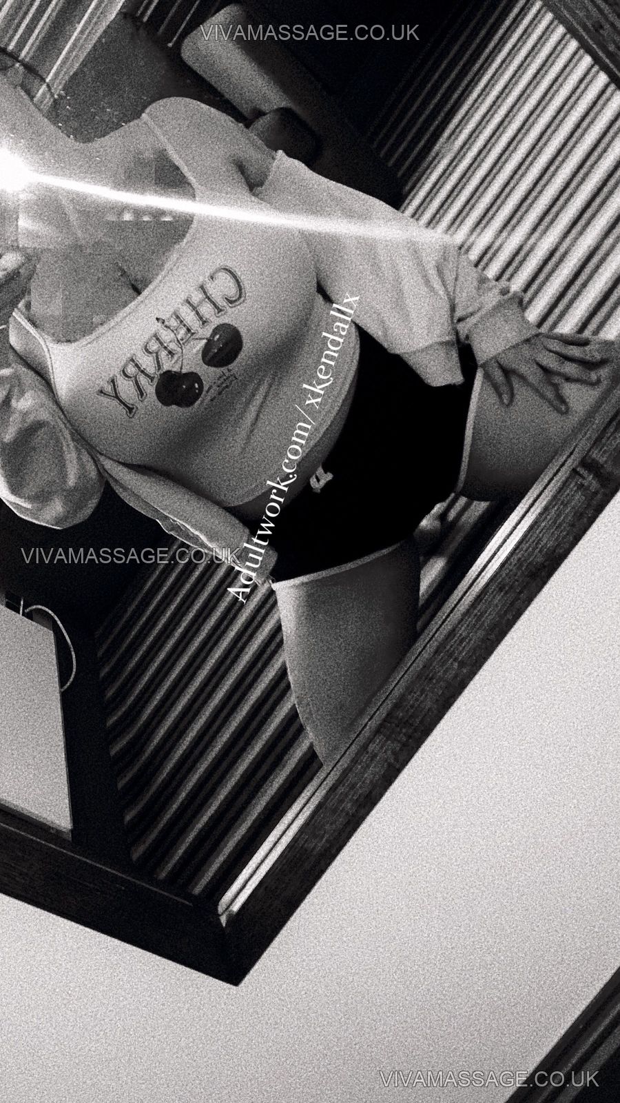 Photo 3 of xkendallx