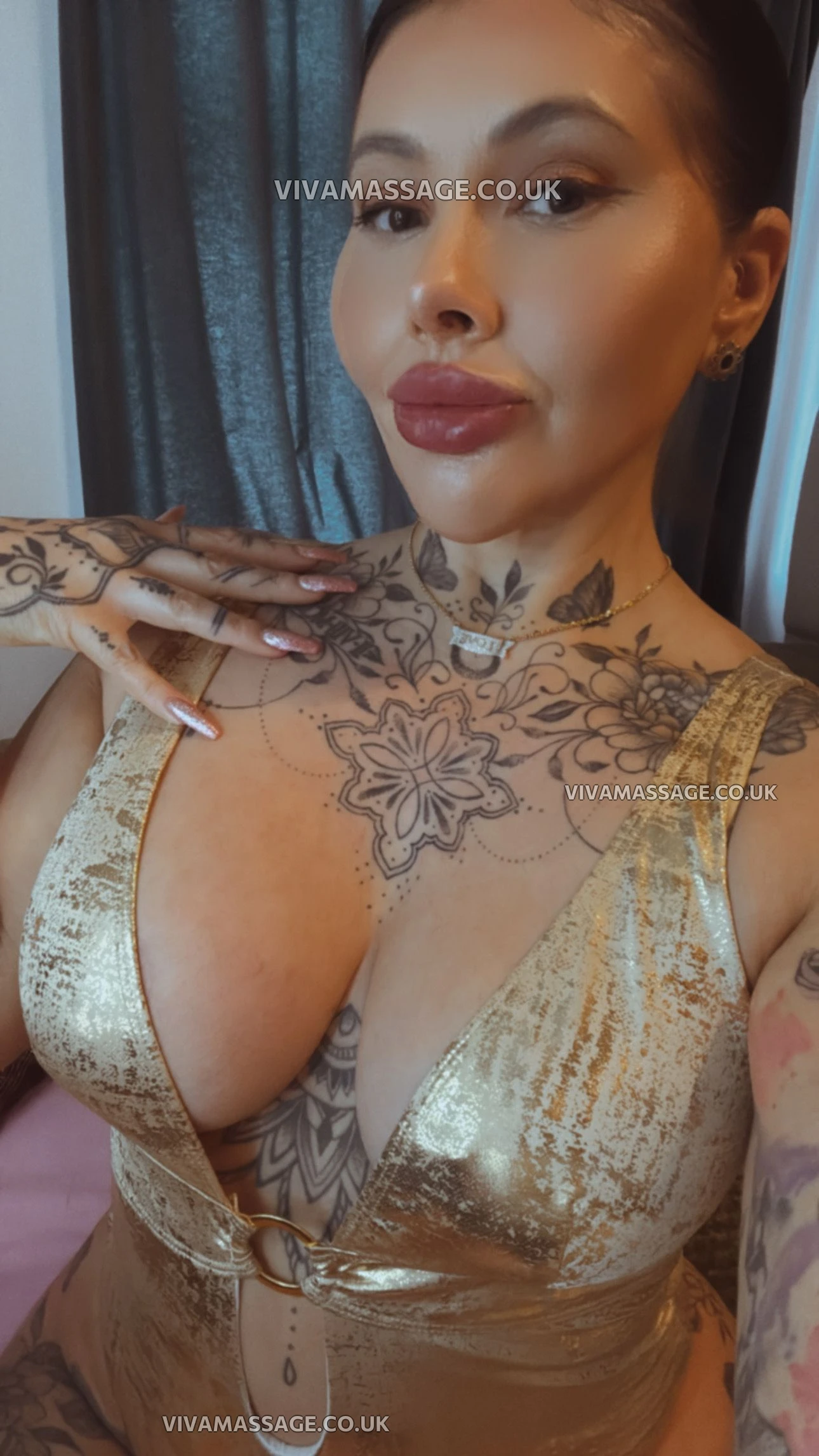 Photo 3 of LANA ROSE