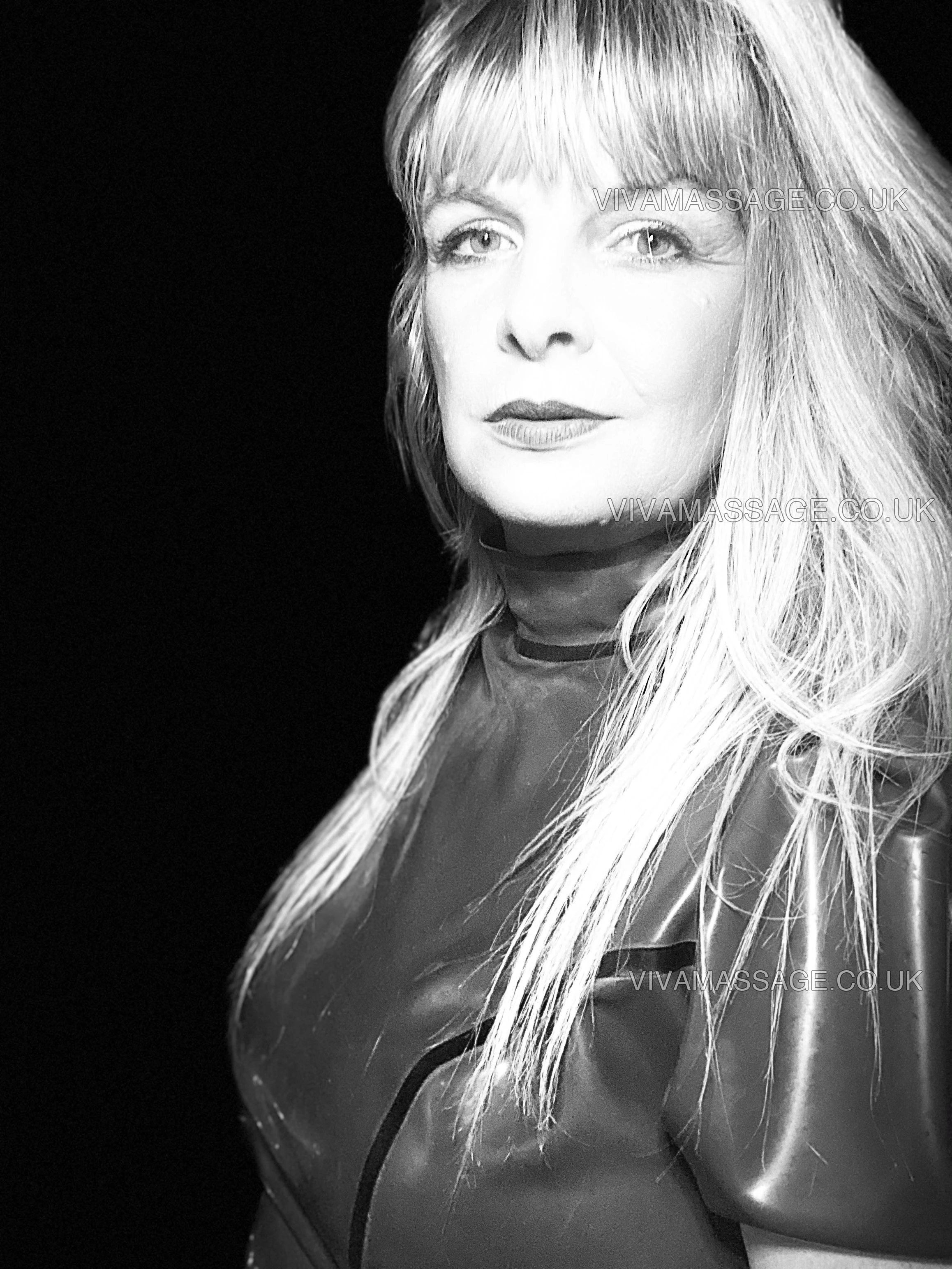 Photo 60 of domstrapon