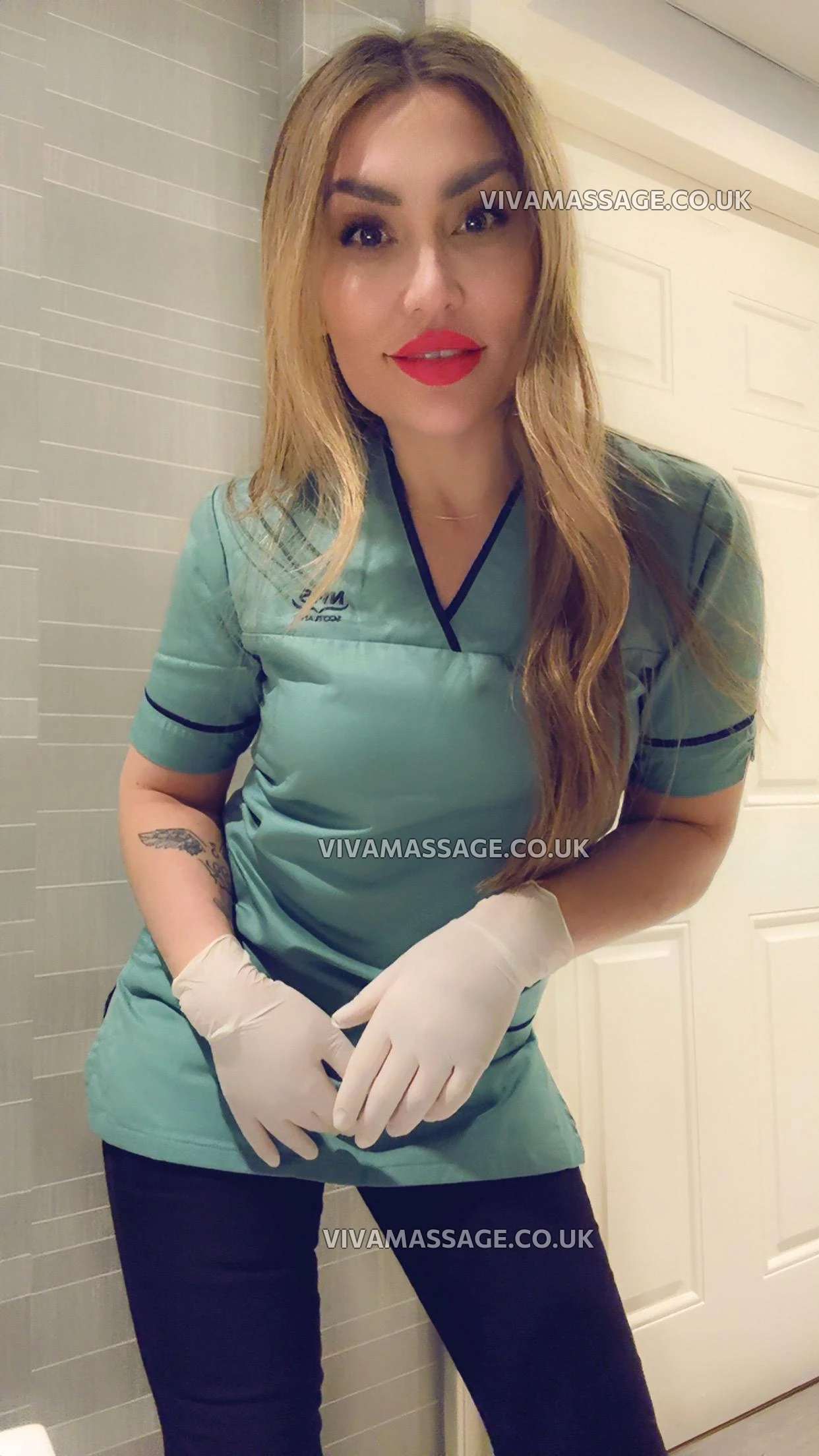 Photo 2 of NaughtyyAlanna