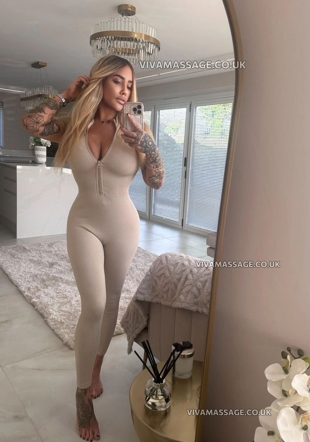 Photo 5 of English-dollyx