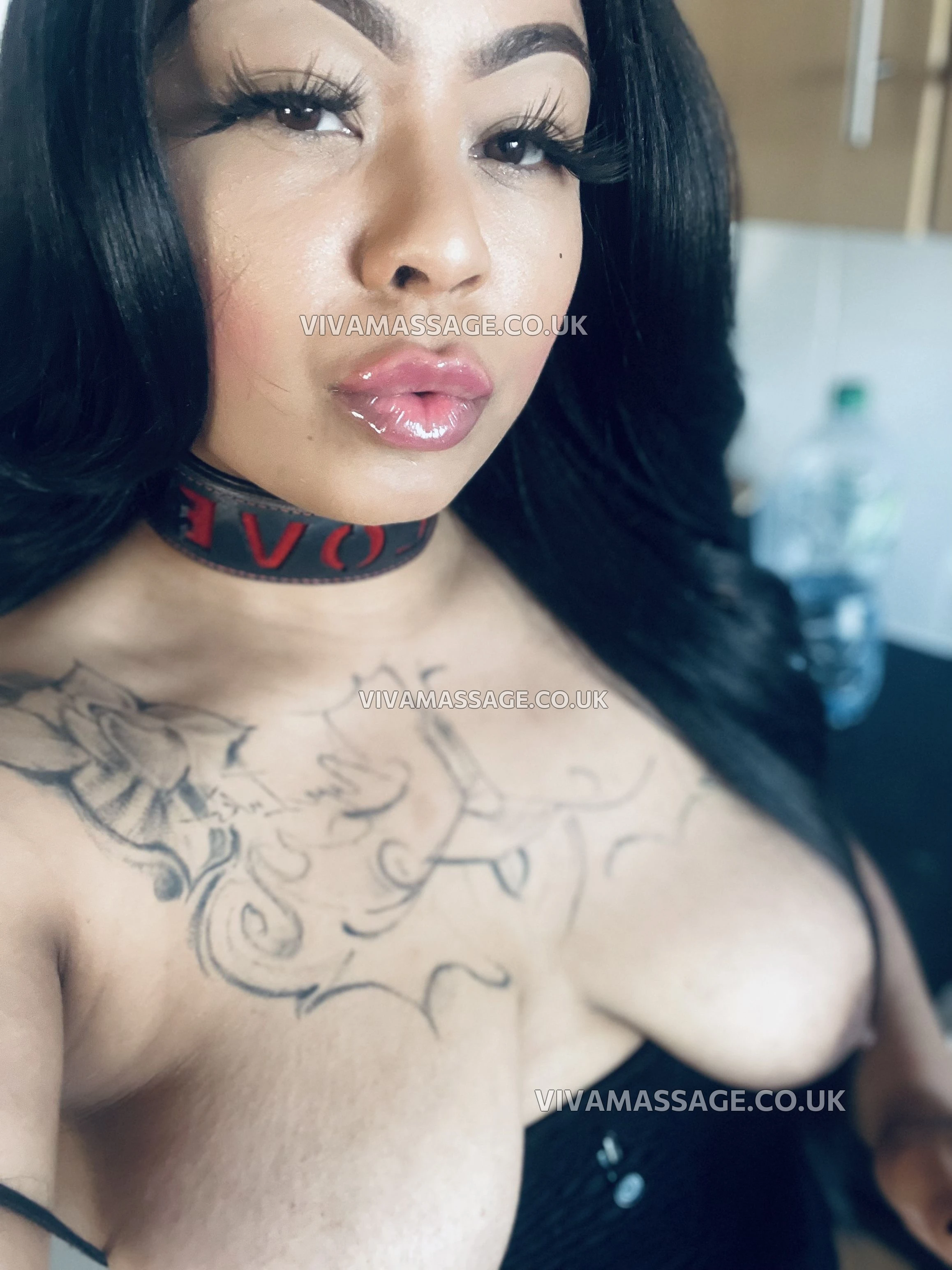 Photo 4 of British TaylorReign