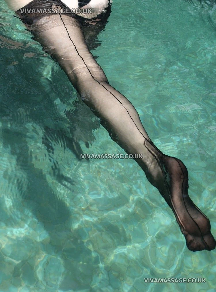 Photo 23 of KountessVonKink1