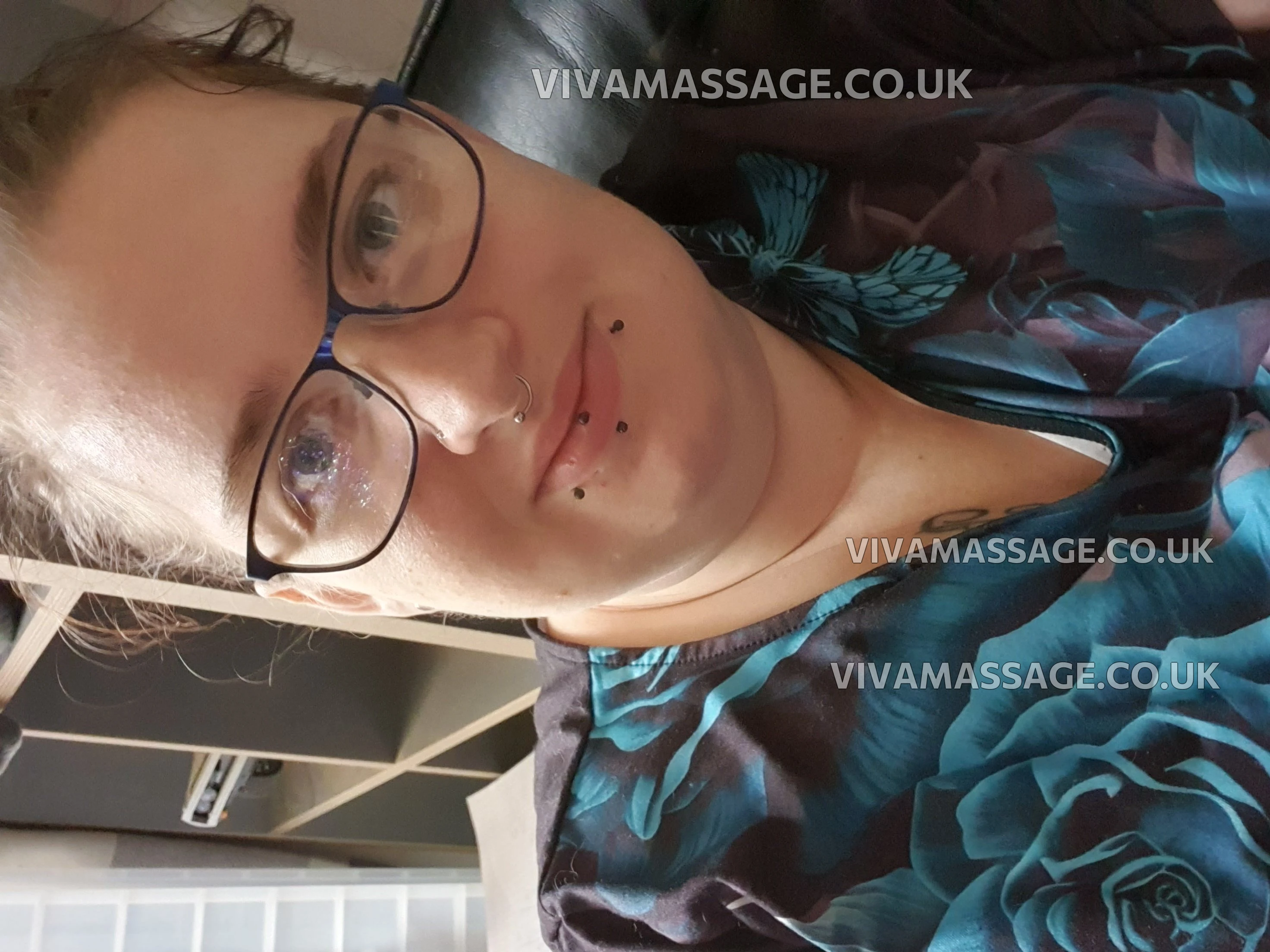 Photo 10 of englishellie25