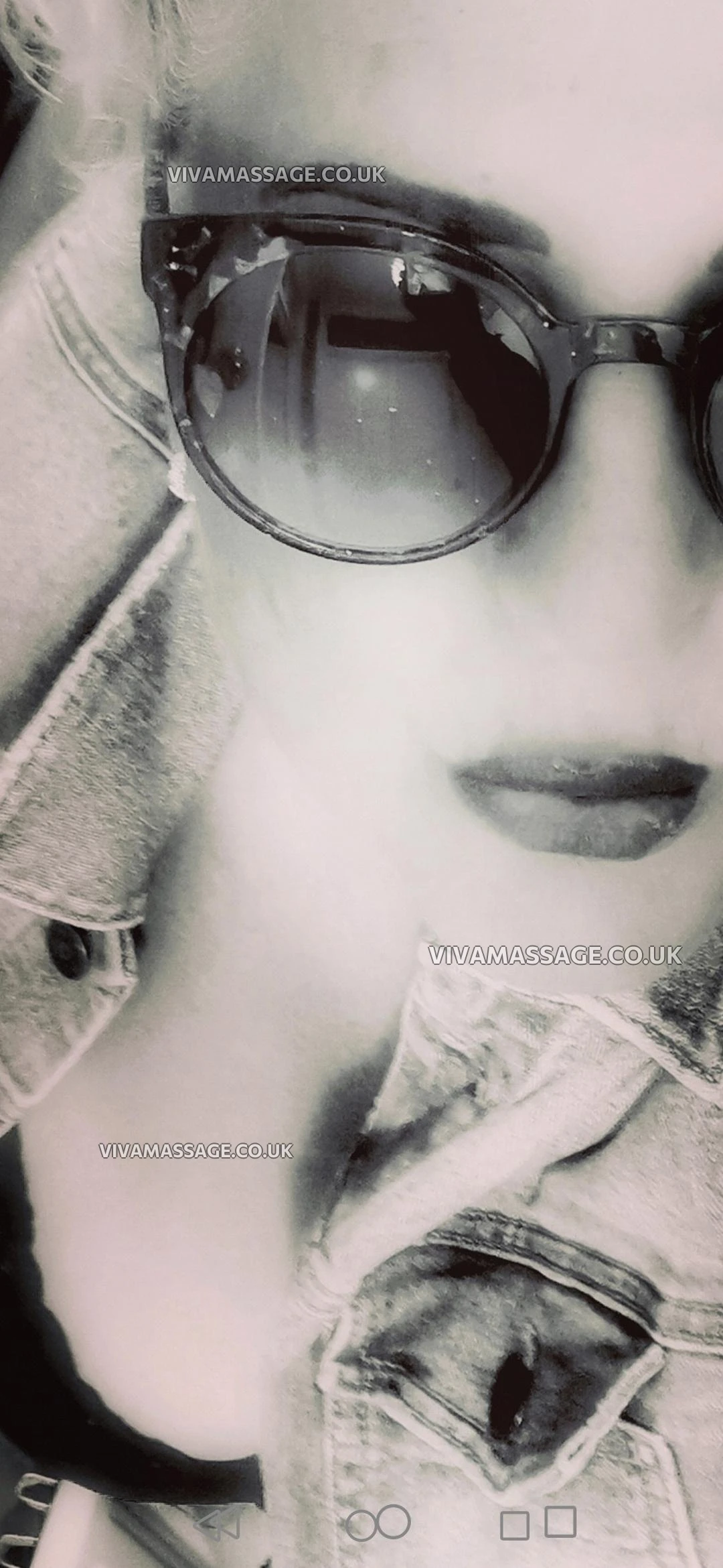 Photo 9 of Exclusive Izzy