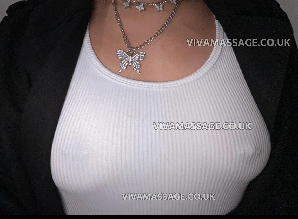 Photo 1 of Crystal blu