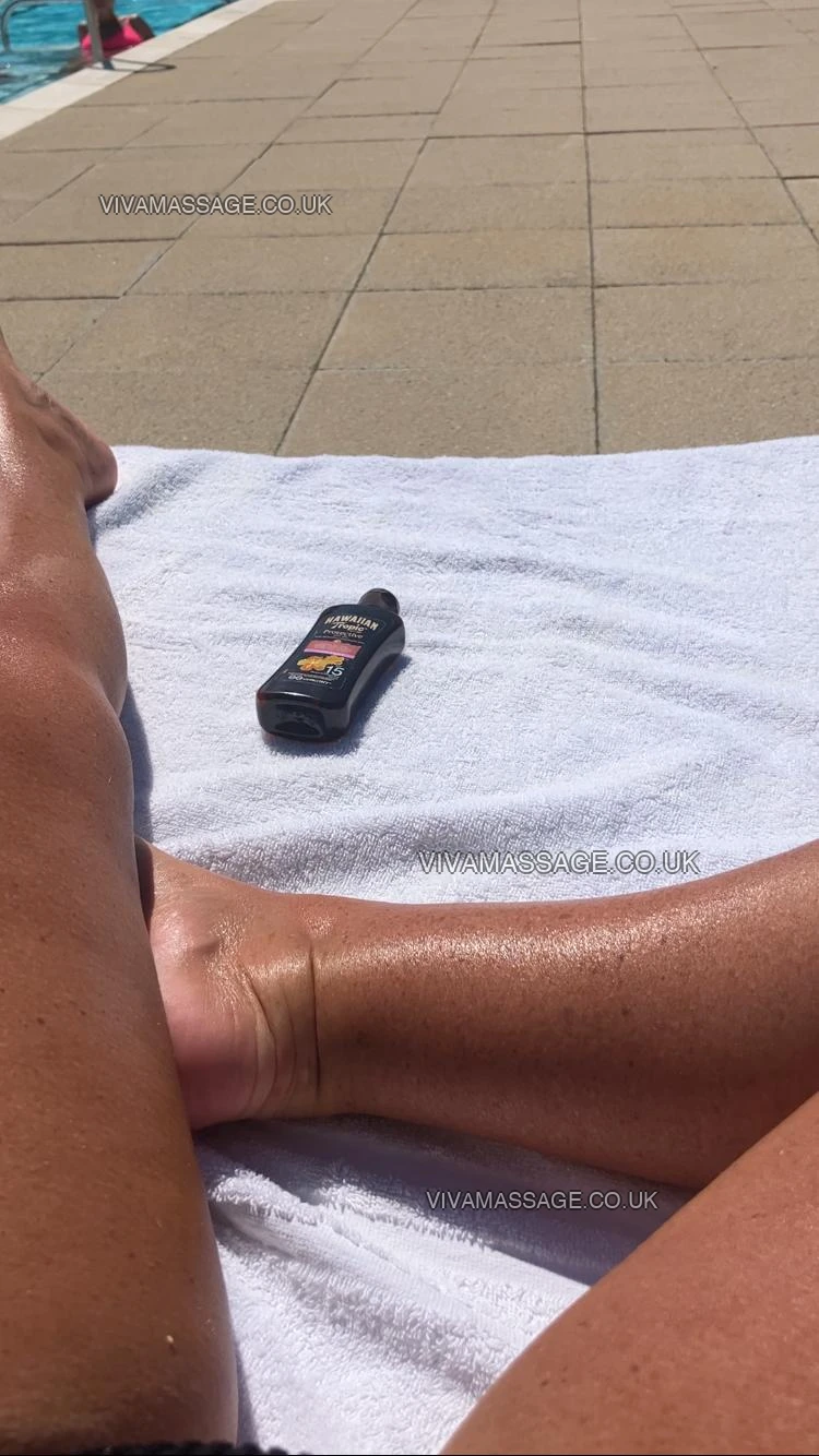 Photo 2 of Emily of London