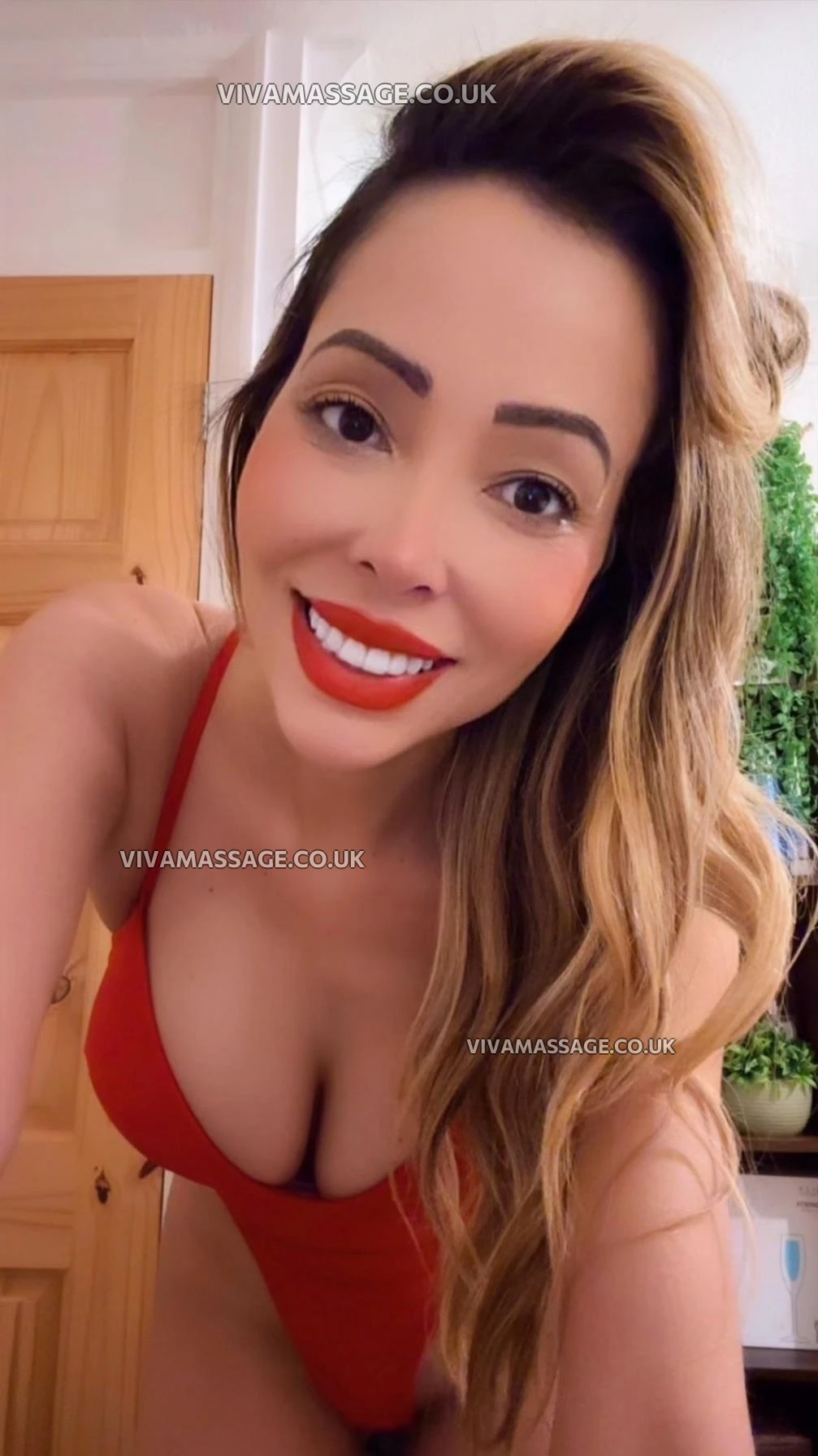 Photo 38 of THALYTA DIOR