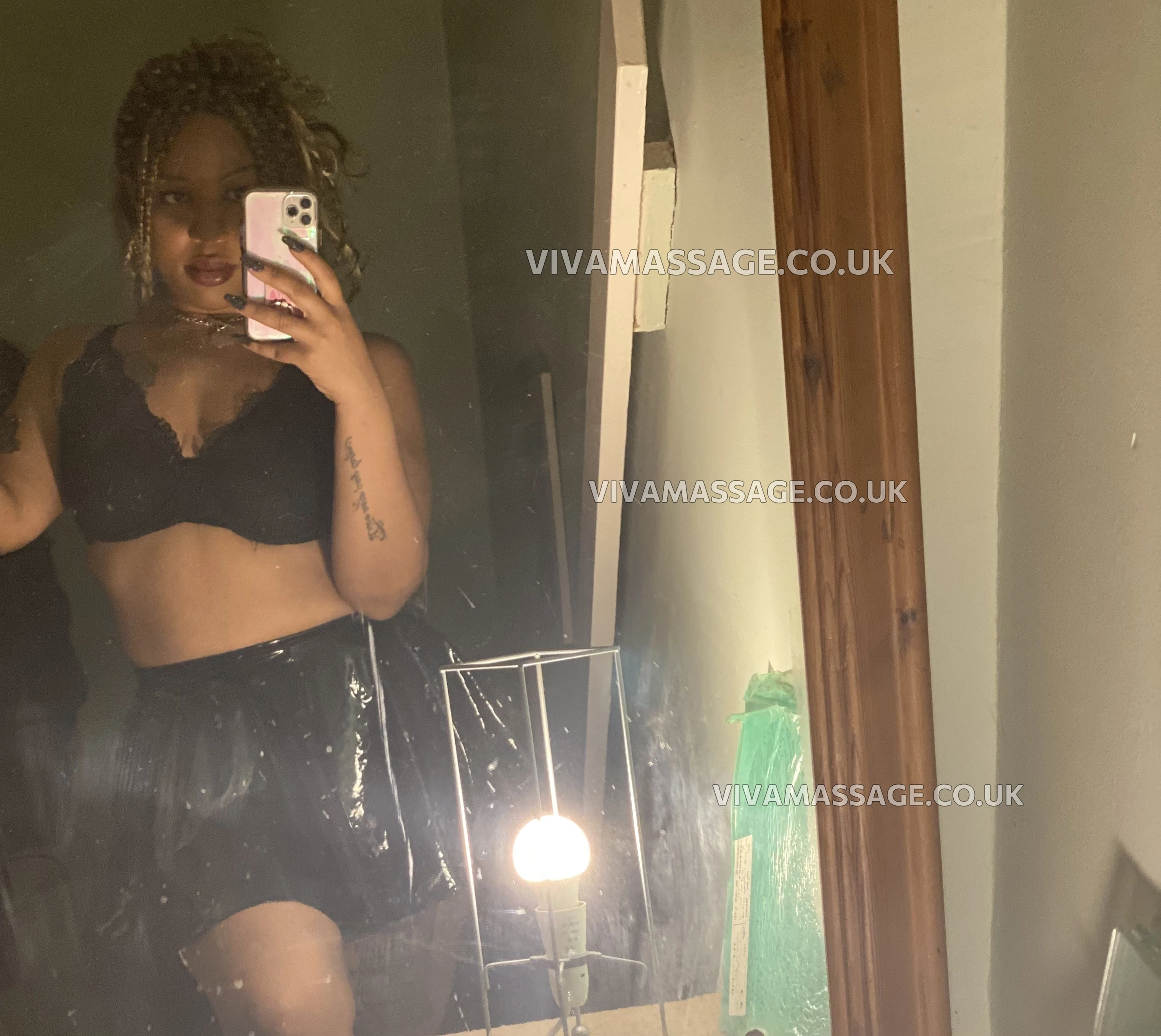 Photo 27 of Lolarosebud_x