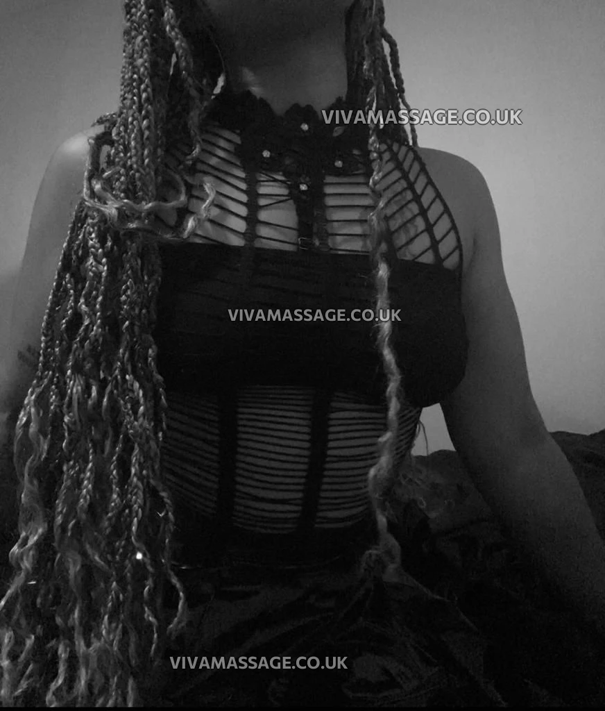 Photo 8 of Lolarosebud_x