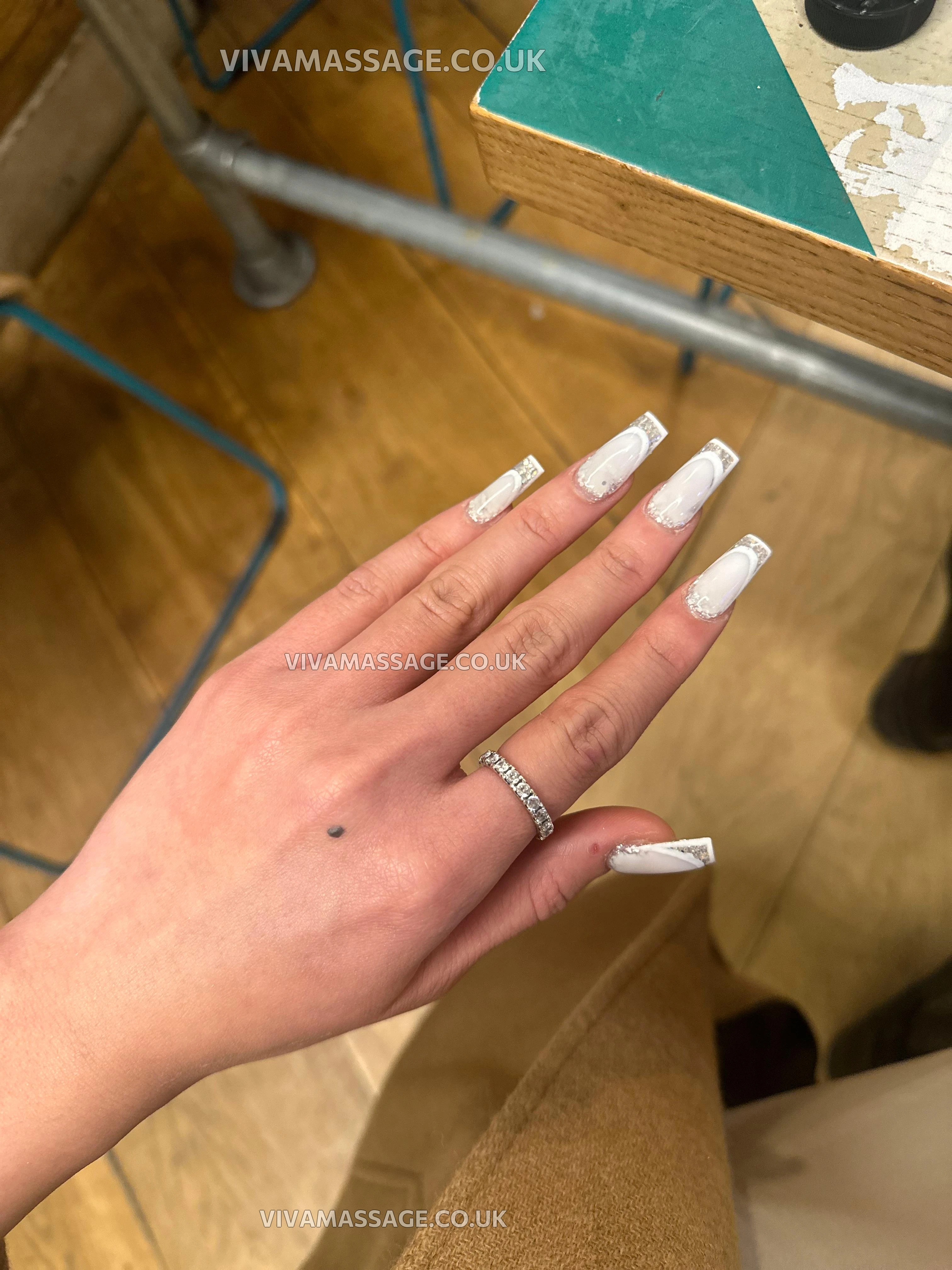 Photo 12 of CARLA MAXWELL