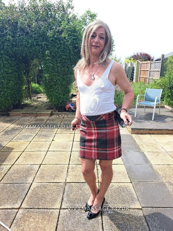 Photo 13 of melanie-jane