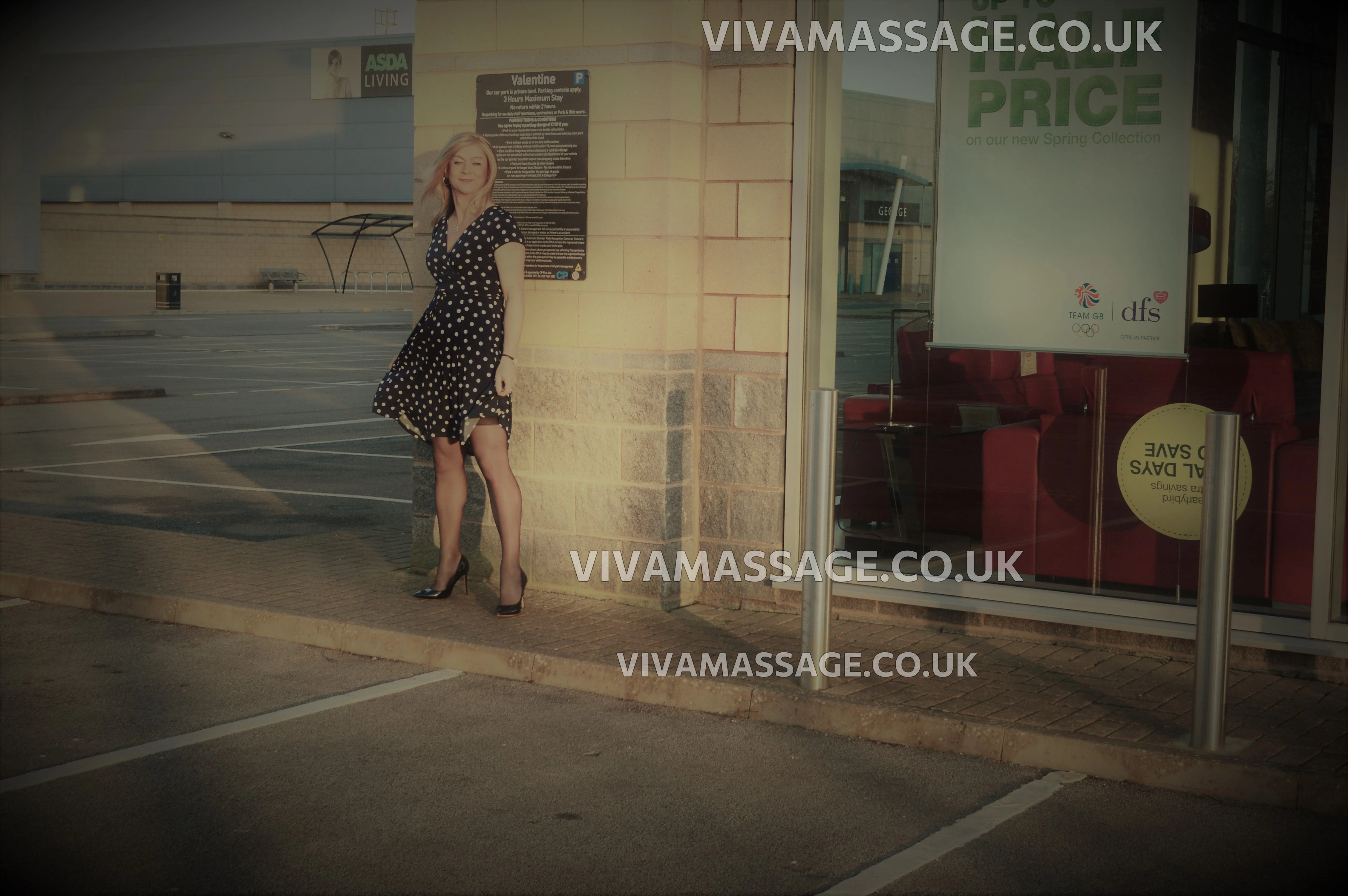 Photo 72 of melanie-jane