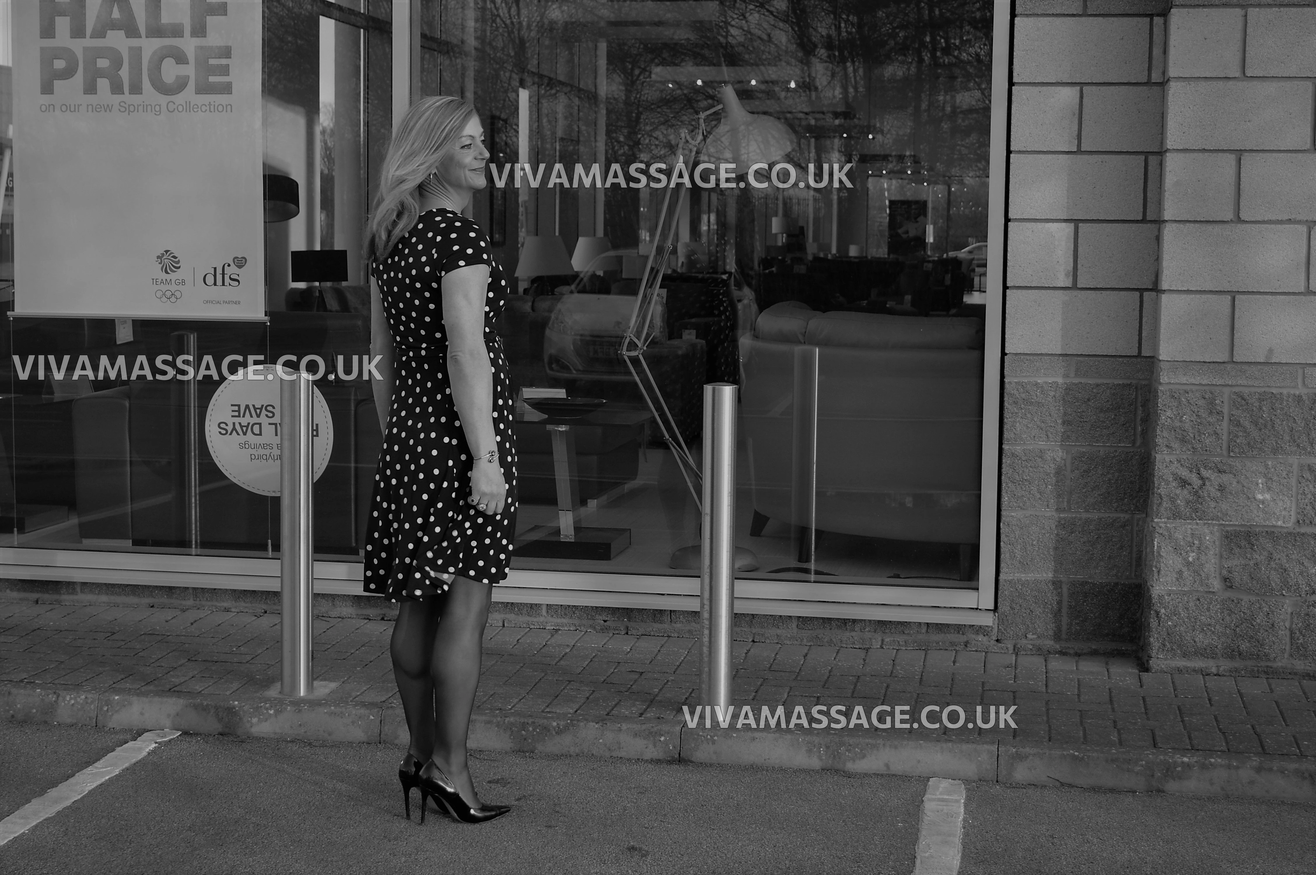 Photo 79 of melanie-jane