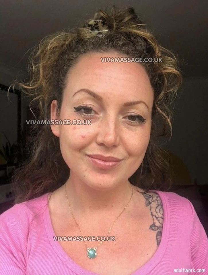 Photo 11 of LUCY_LUST__UK