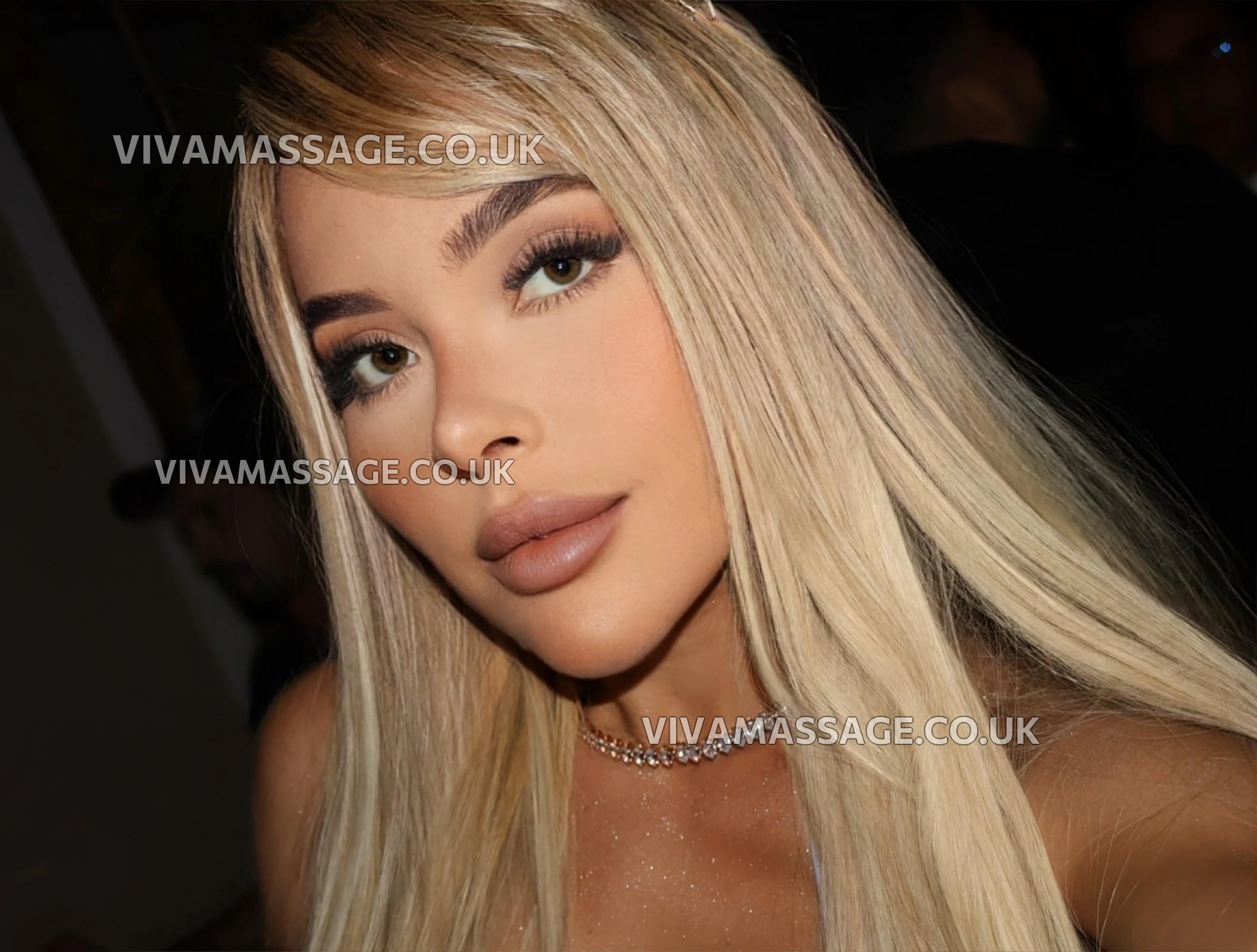 Photo 8 of STUNNING BLONDE 