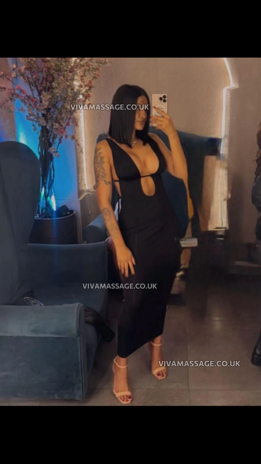 Photo 4 of NinaSexyBrunette