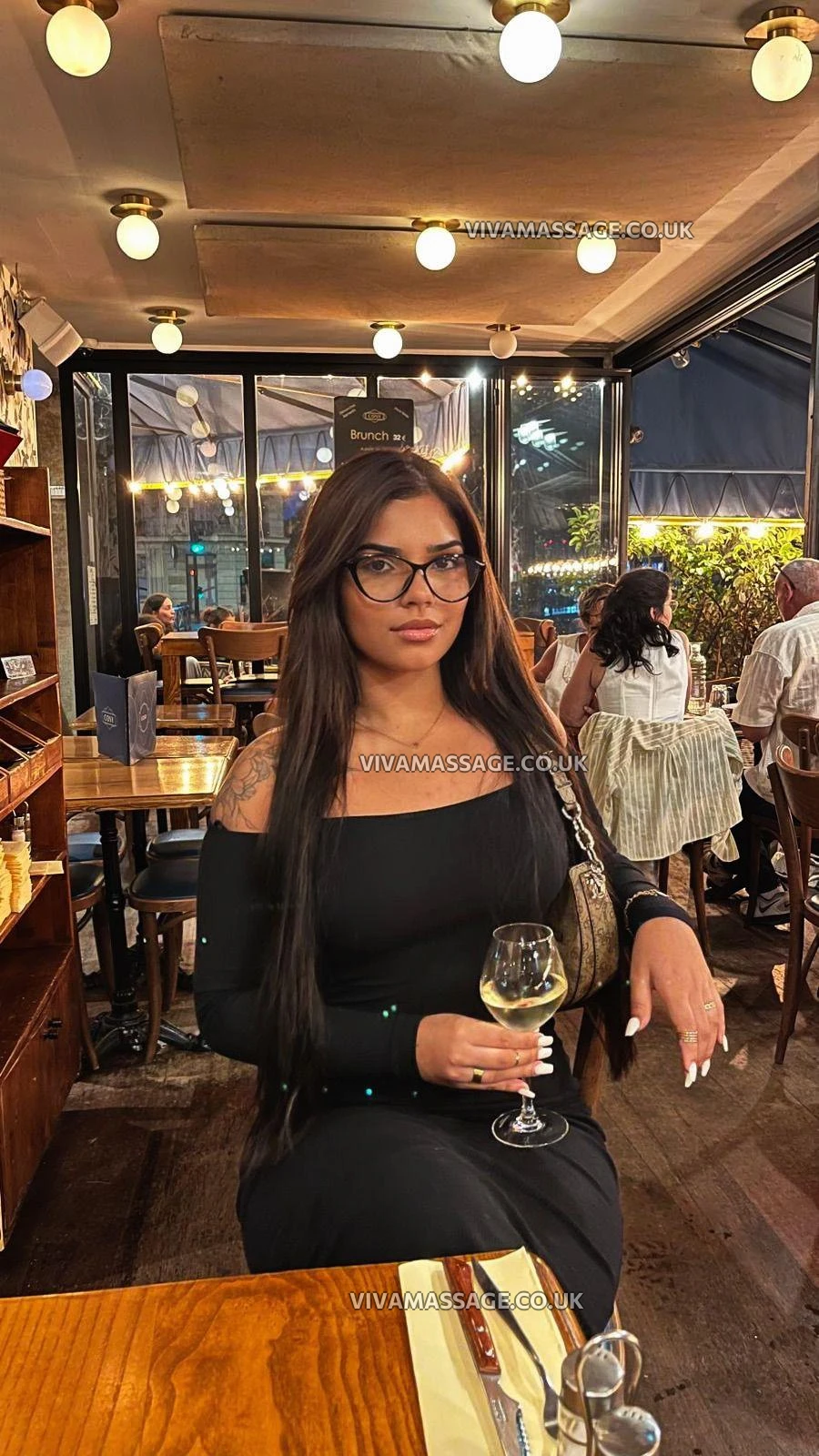 Photo 16 of Nicolle Br xx