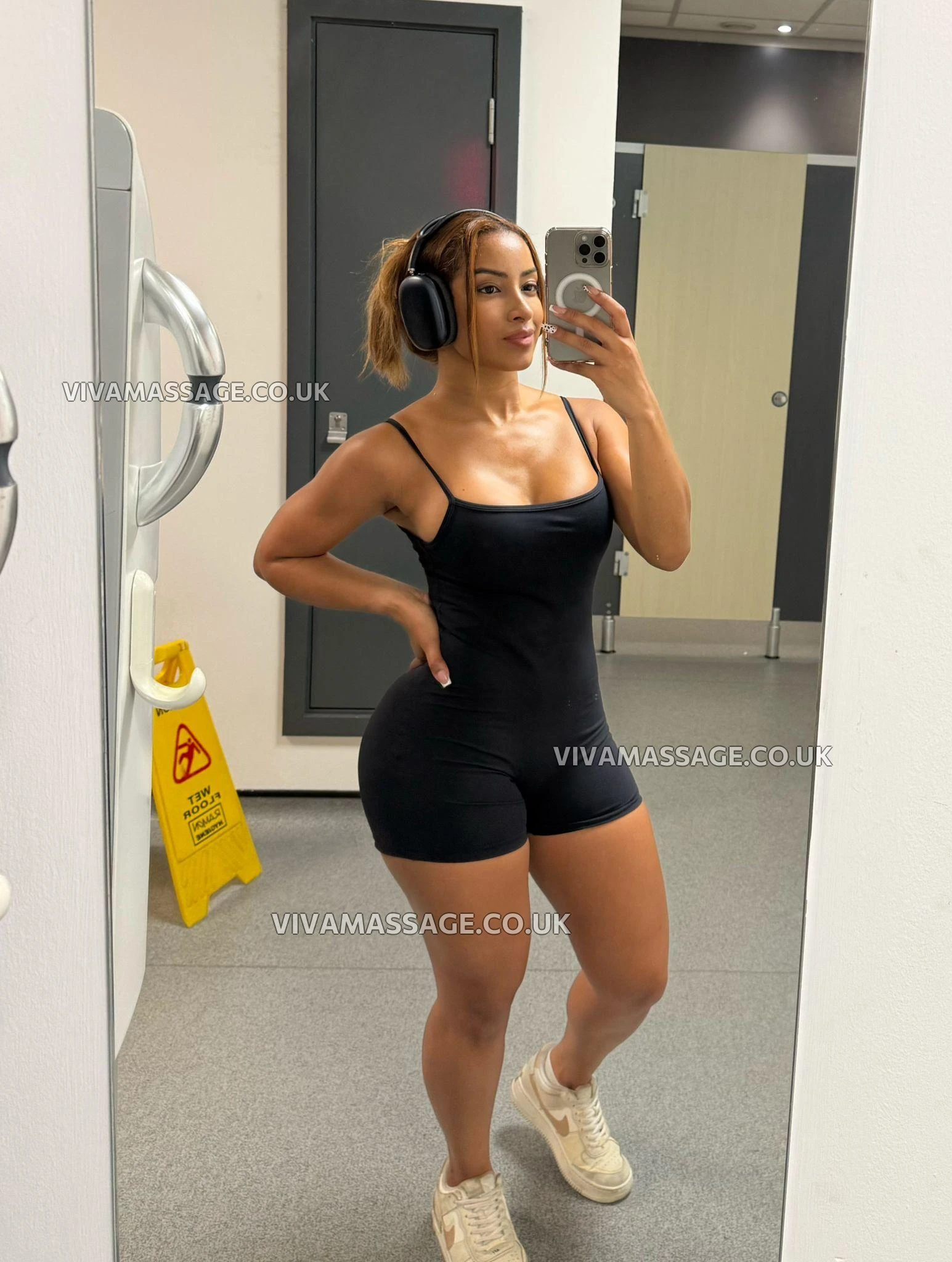 Photo 1 of Yara Kohli