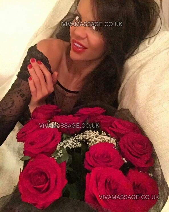 Photo 3 of Jessica Rosi