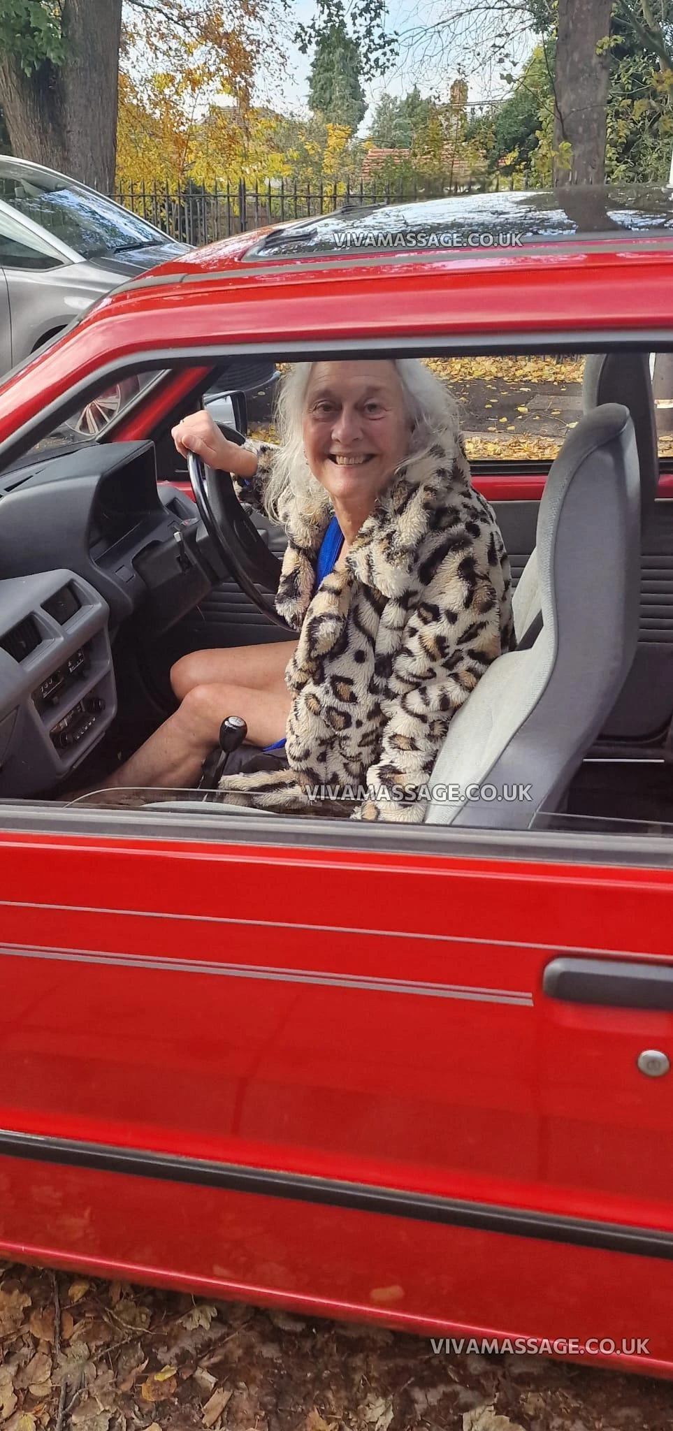 Photo 22 of Louise1955