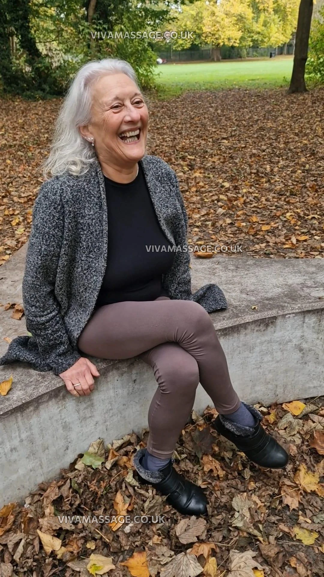 Photo 32 of Louise1955