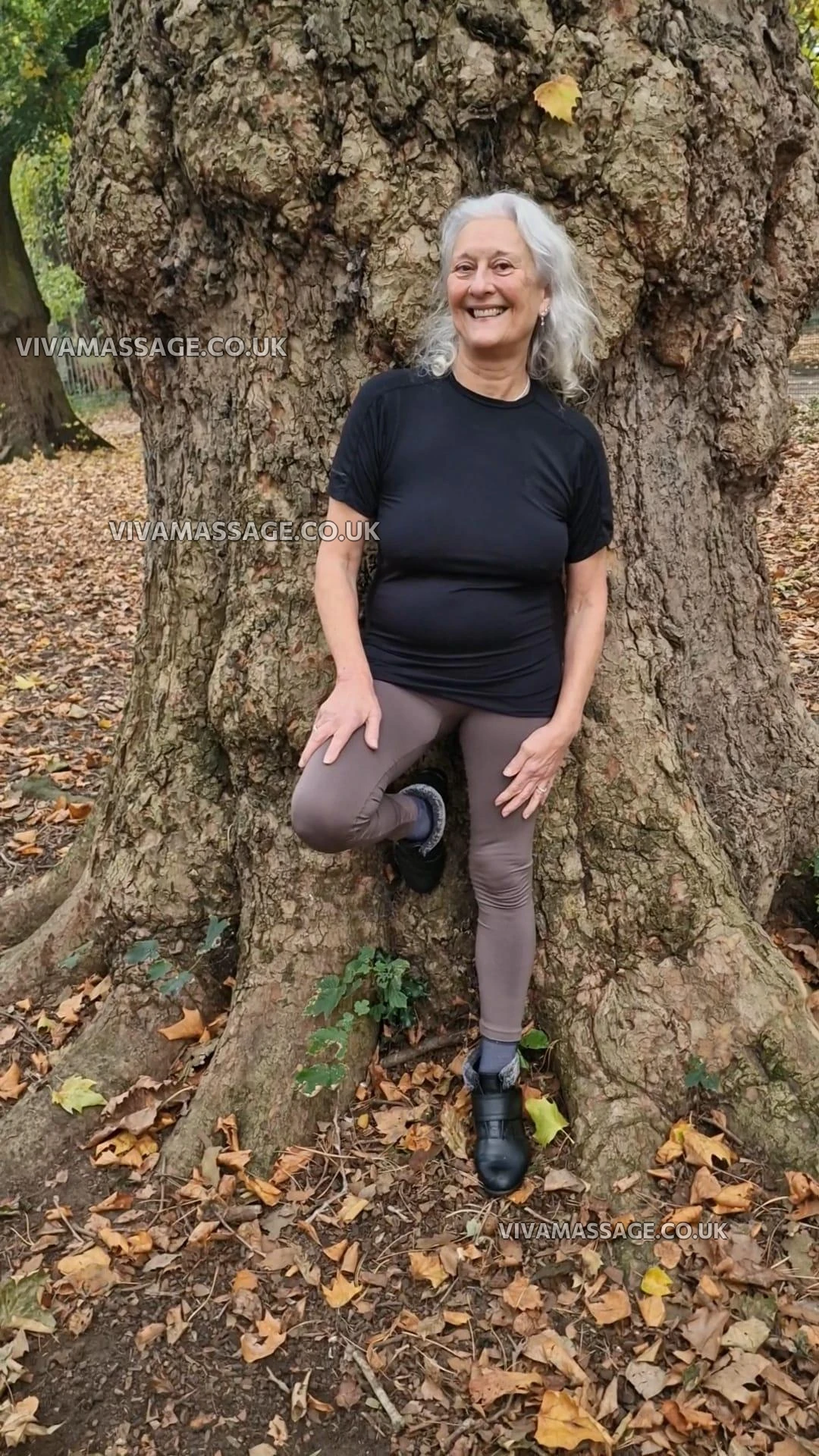 Photo 33 of Louise1955