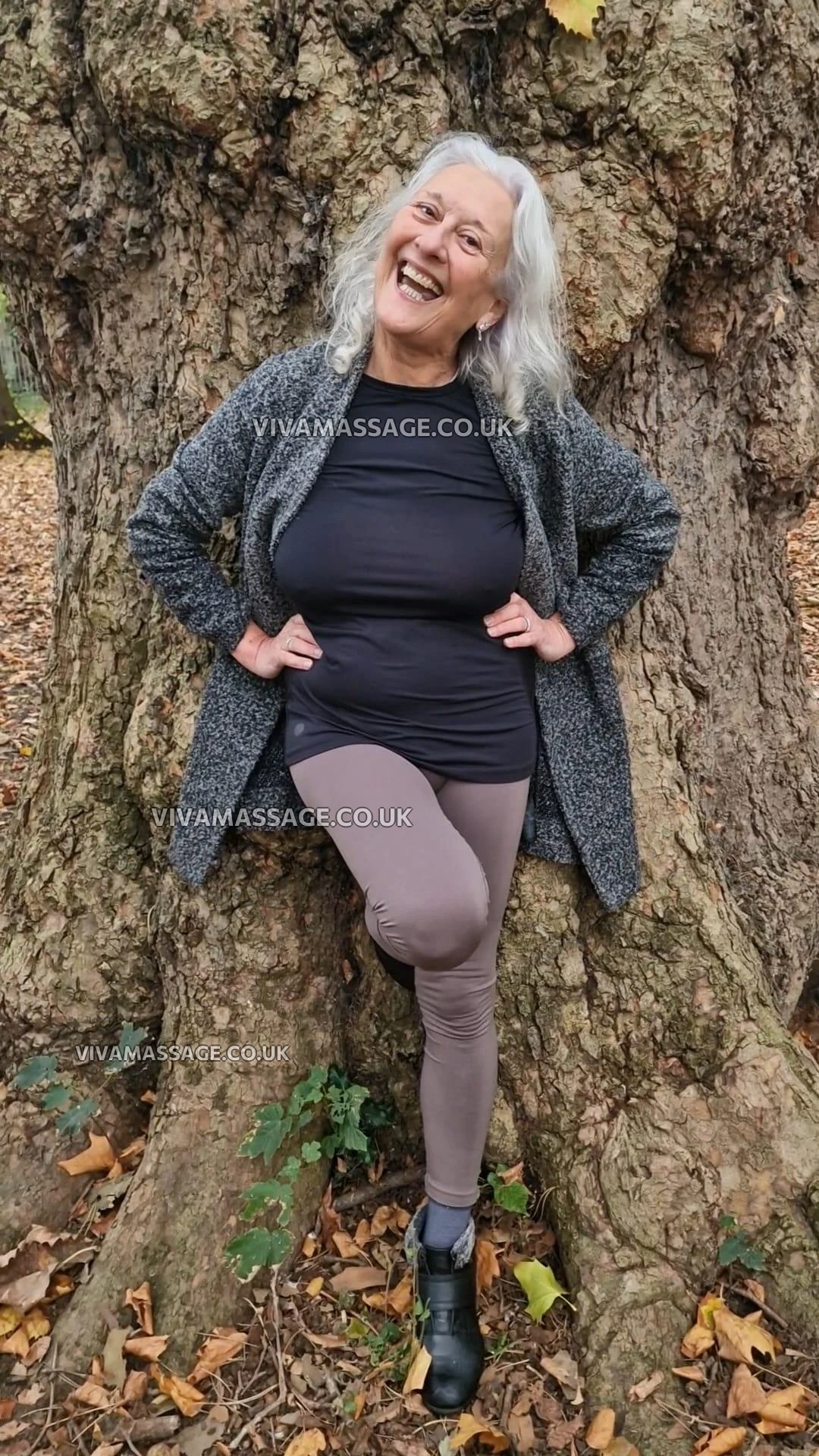 Photo 34 of Louise1955