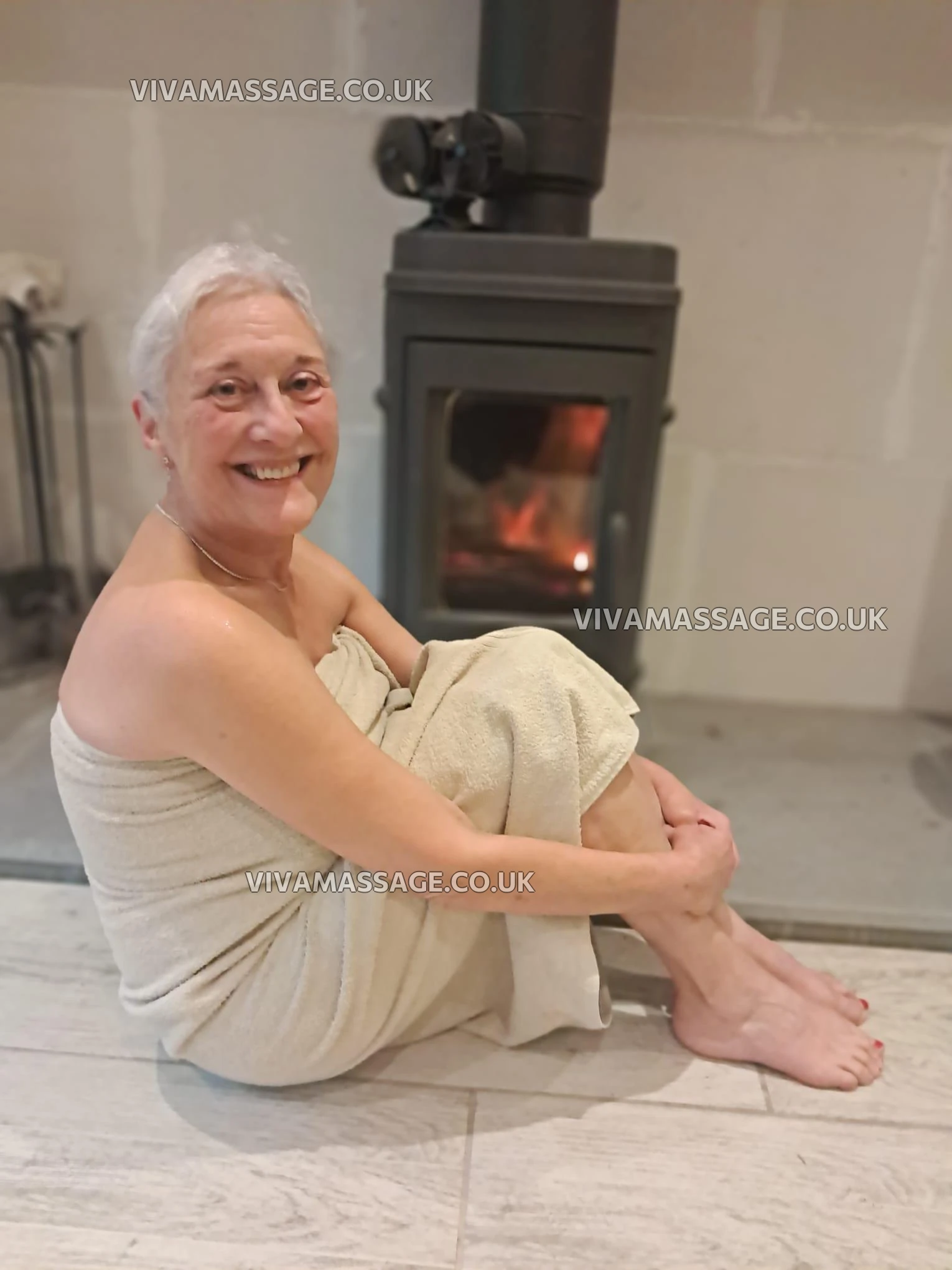 Photo 40 of Louise1955