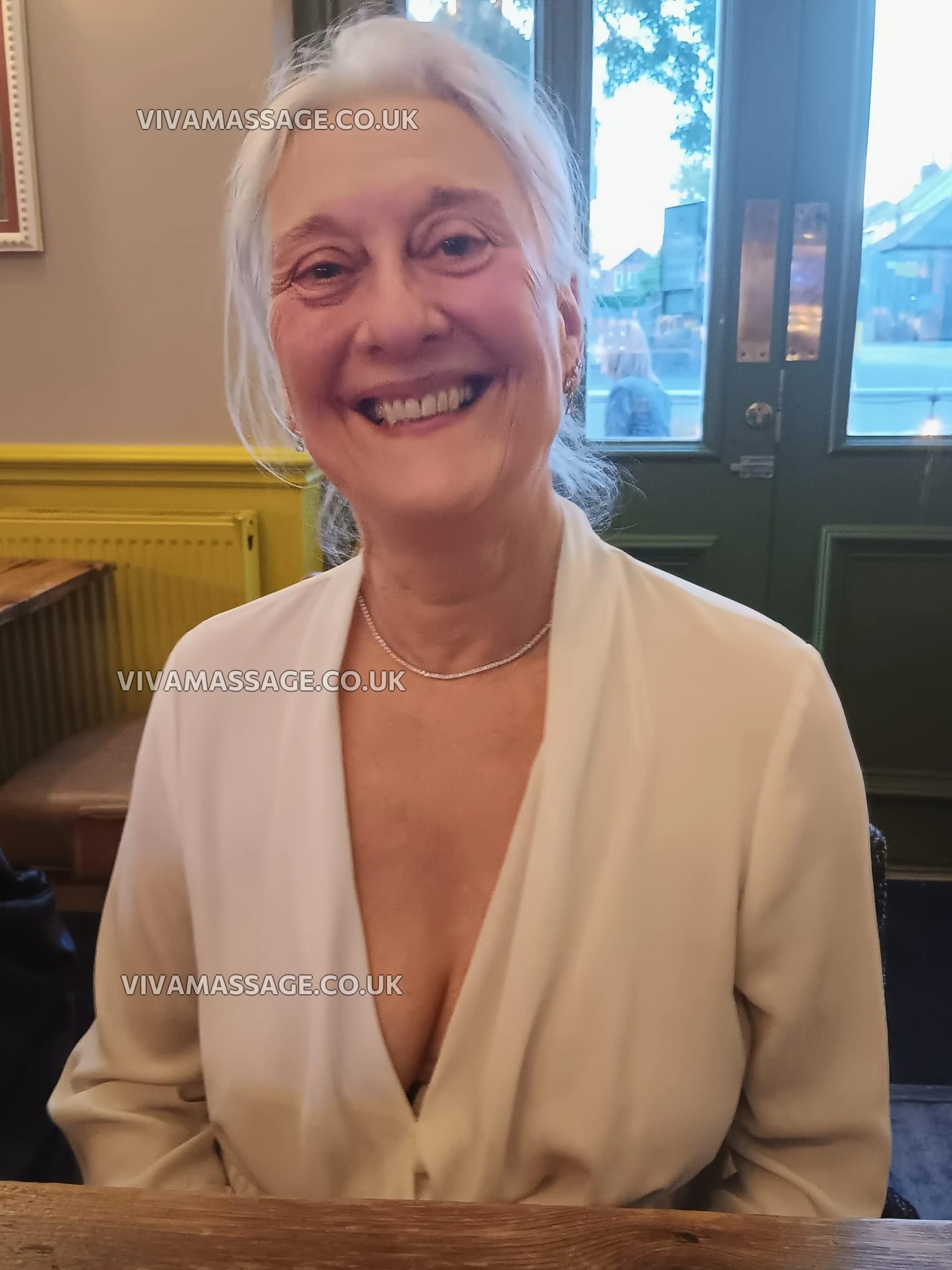 Photo 76 of Louise1955